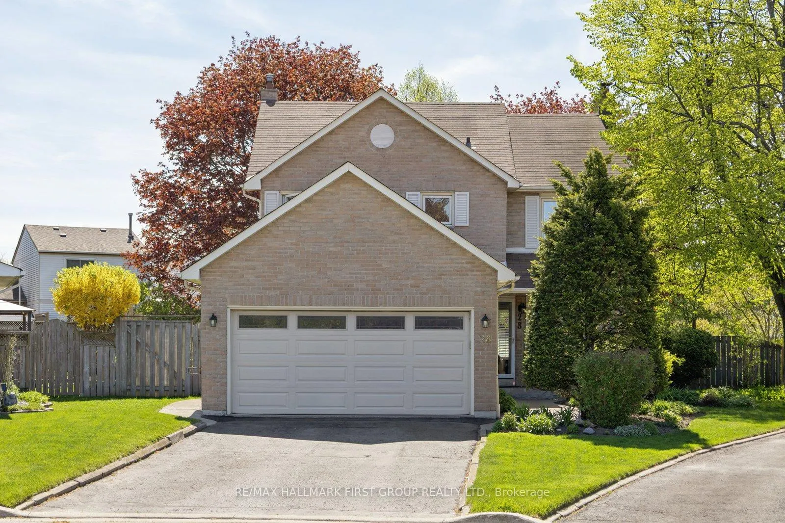 Photo 1 of 28 Empson Court, Ajax, South West — HOMEH
