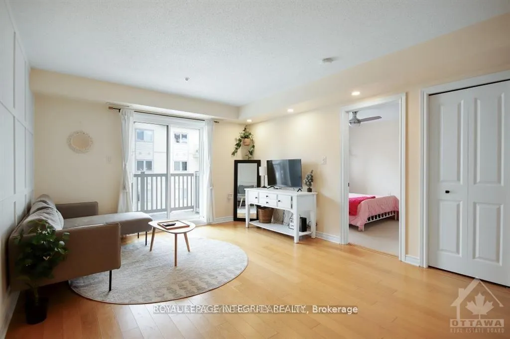 Photo 6 of Unit 303, 151 Potts Private, Ottawa, Notting Hill/Summerside — HOMEH