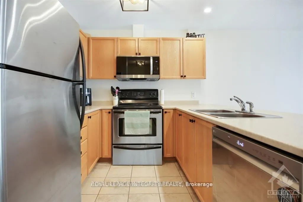 Photo 11 of Unit 303, 151 Potts Private, Ottawa, Notting Hill/Summerside — HOMEH