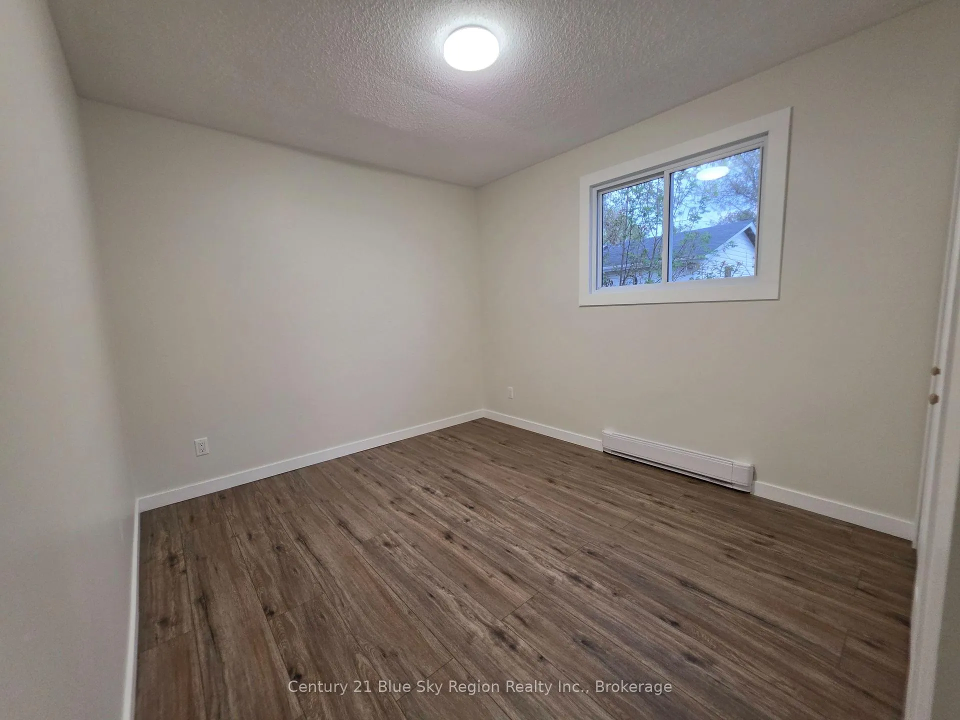 Photo 9 of 392 Holditch Street, West Nipissing, Sturgeon Falls — HOMEH