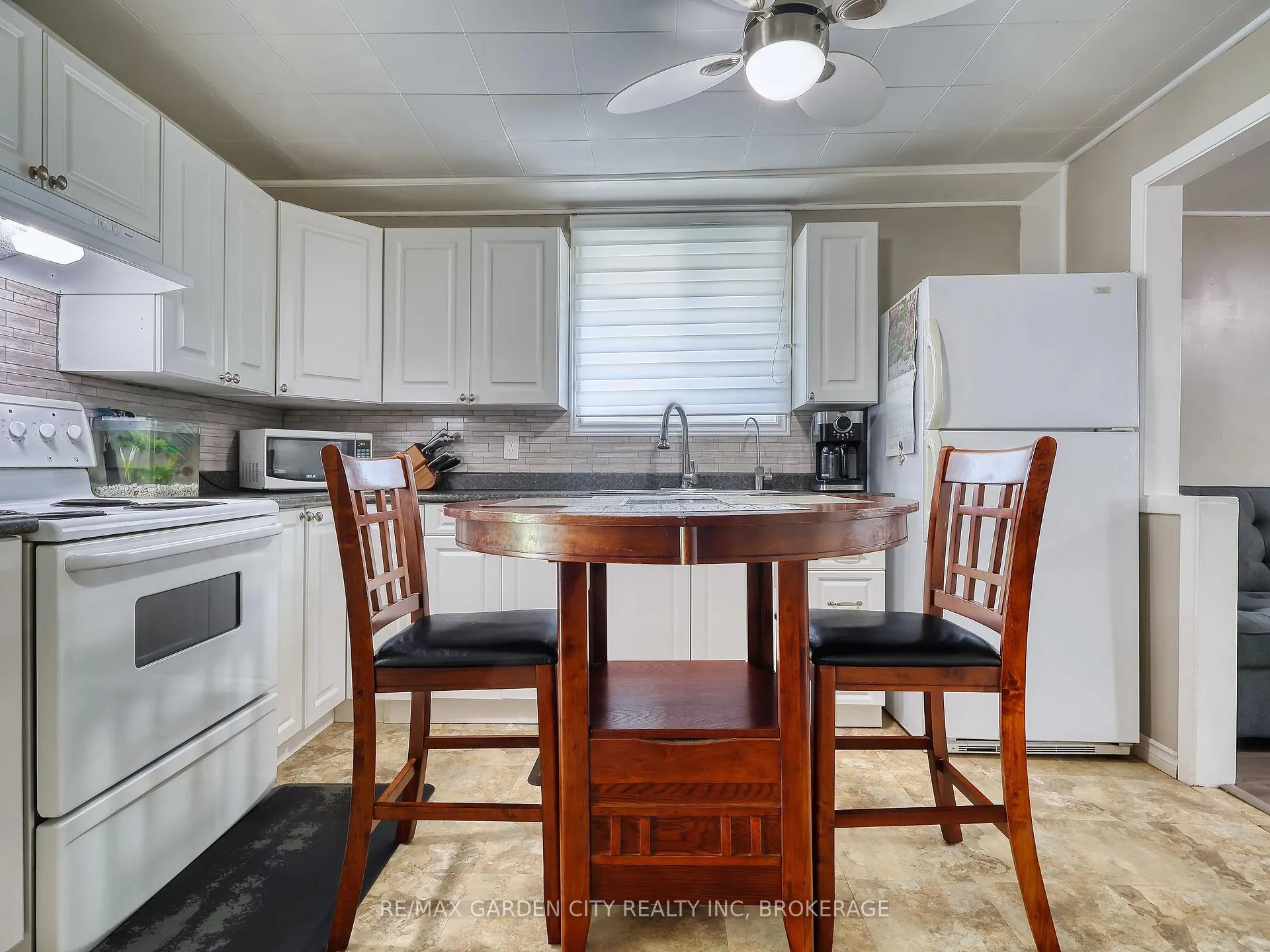 Photo 13 of 73 Harriet Street, Welland, Lincoln/Crowland — HOMEH