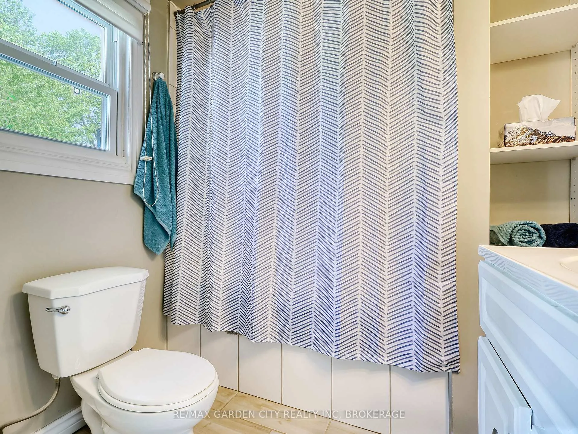 Photo 22 of 73 Harriet Street, Welland, Lincoln/Crowland — HOMEH
