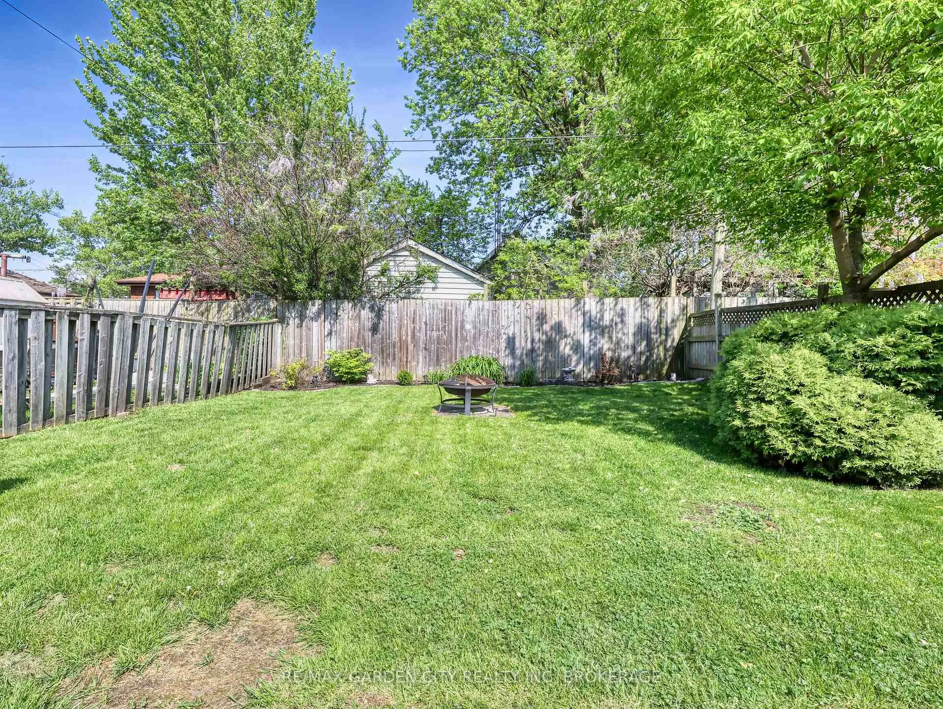 Photo 26 of 73 Harriet Street, Welland, Lincoln/Crowland — HOMEH