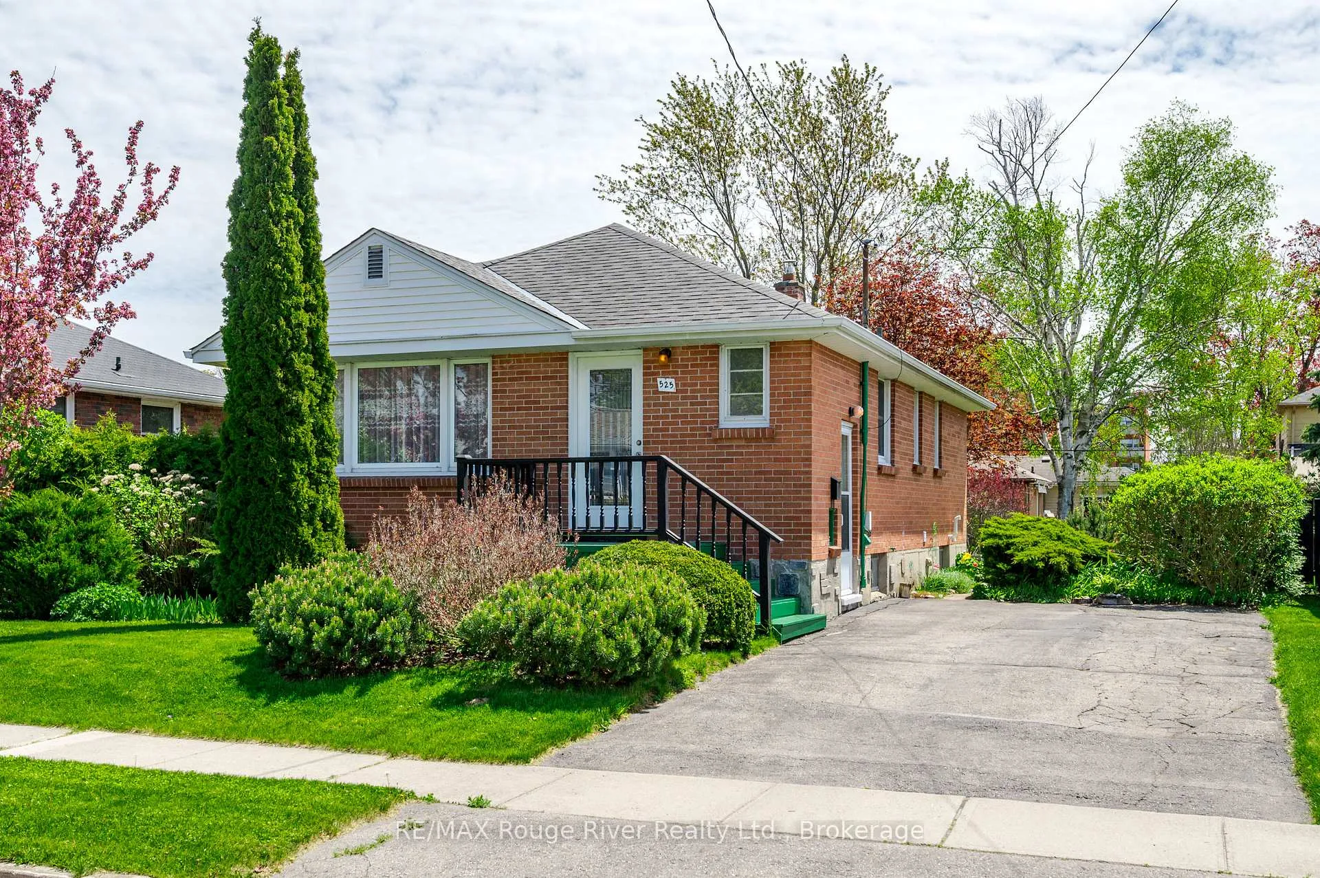 Photo 1 of 525 Barbara Street, Cobourg — HOMEH