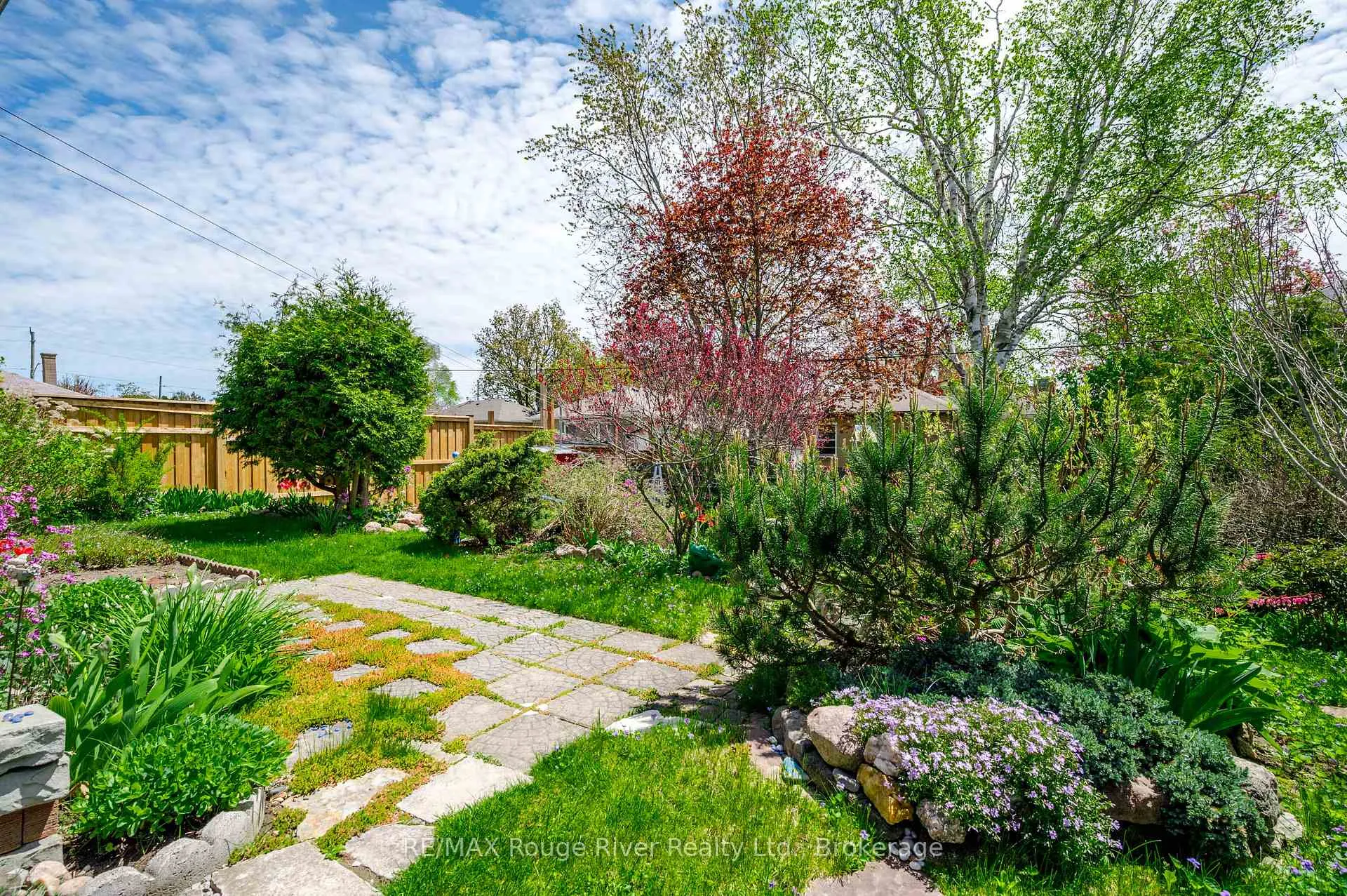 Photo 6 of 525 Barbara Street, Cobourg — HOMEH