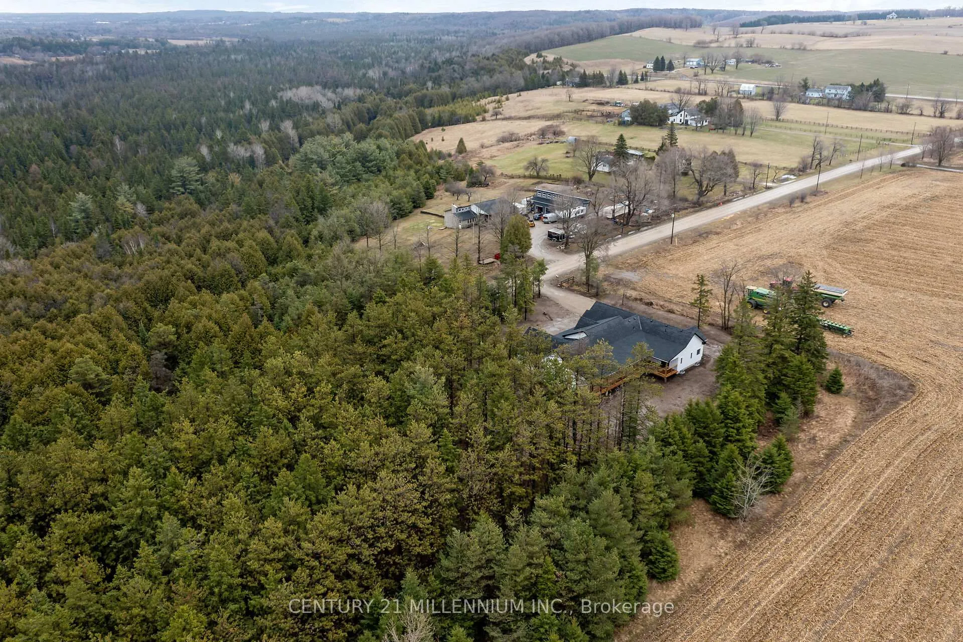 Photo 45 of 5450 Fifth Line, Erin, Rural Erin — HOMEH