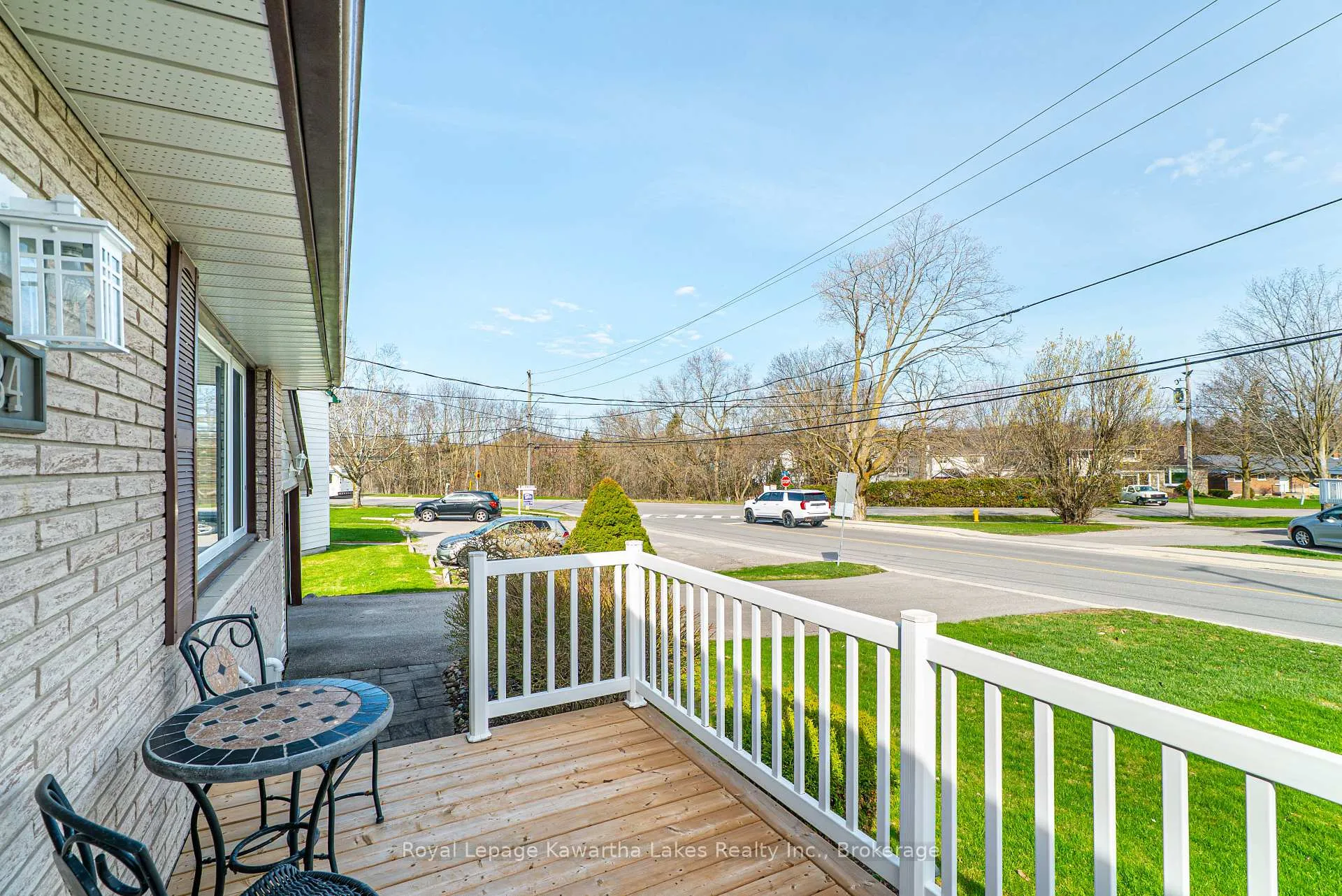 Photo 6 of 384 Major Street, Scugog, Port Perry — HOMEH