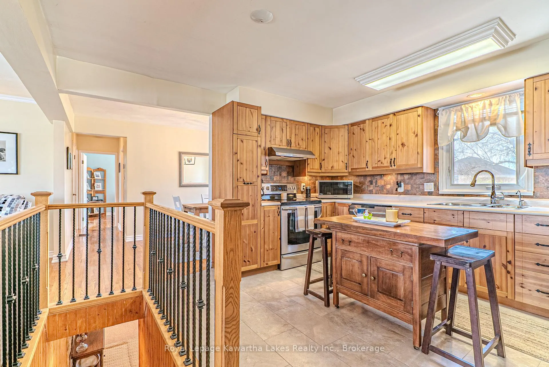 Photo 20 of 384 Major Street, Scugog, Port Perry — HOMEH