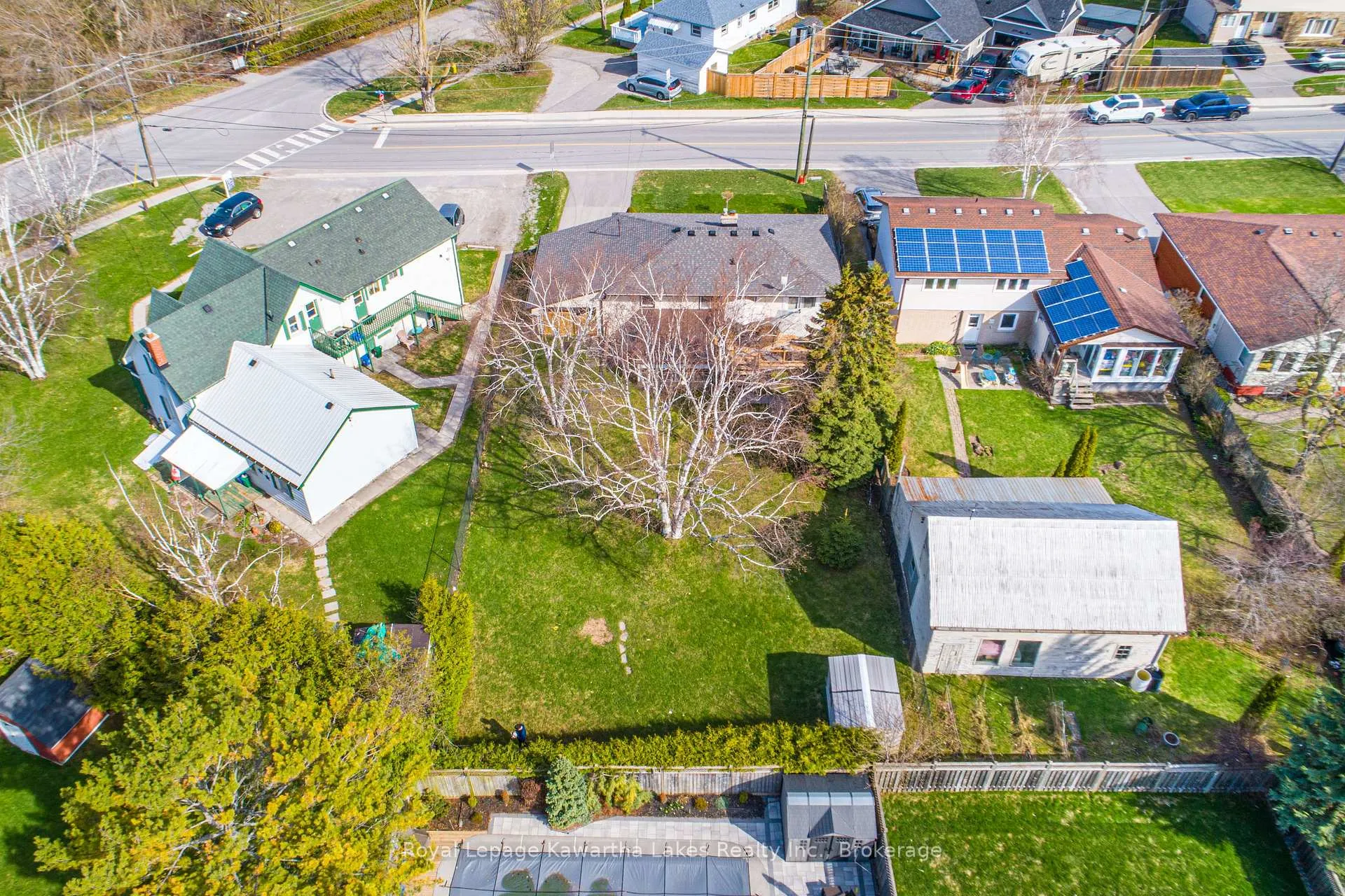 Photo 38 of 384 Major Street, Scugog, Port Perry — HOMEH