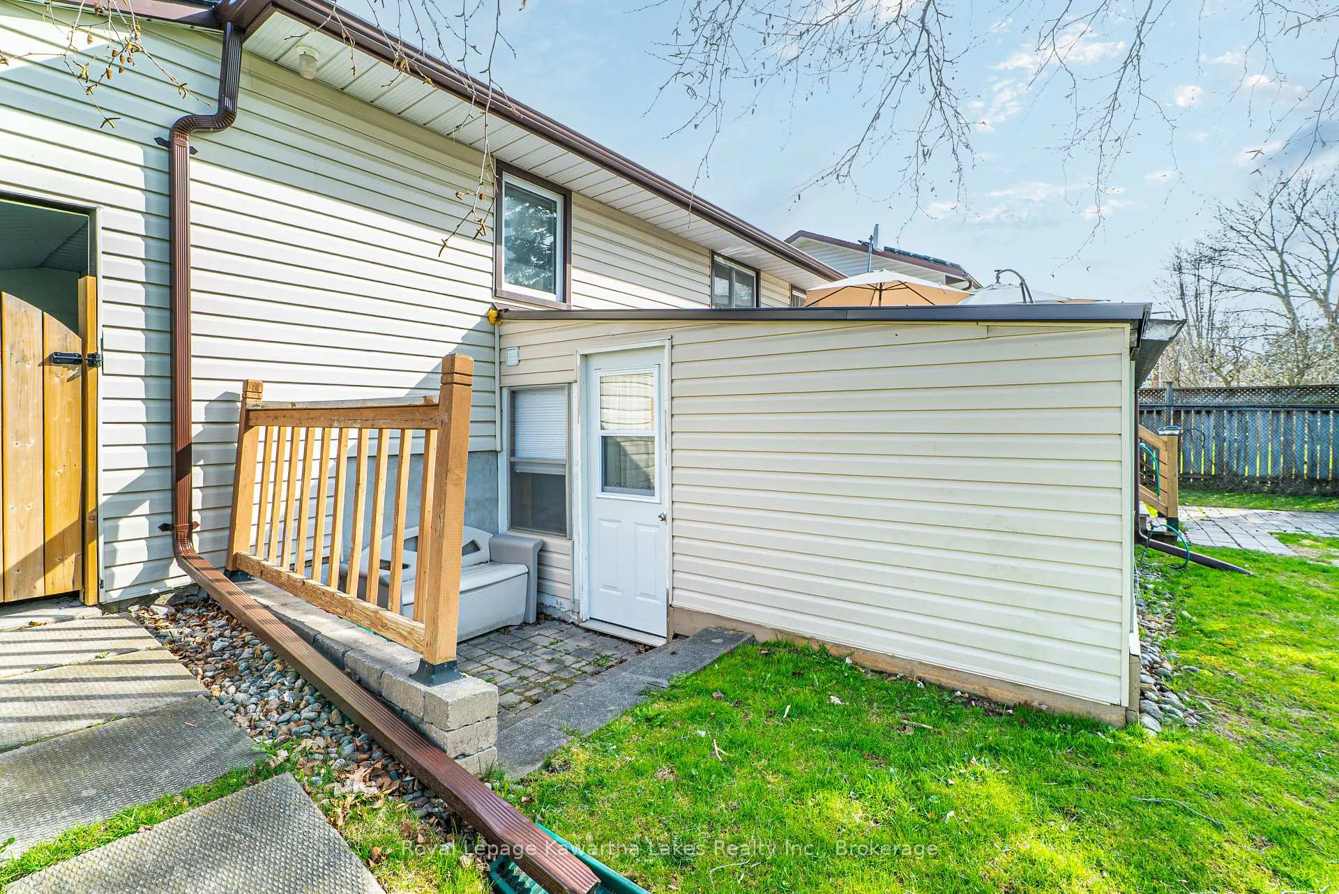 Photo 40 of 384 Major Street, Scugog, Port Perry — HOMEH