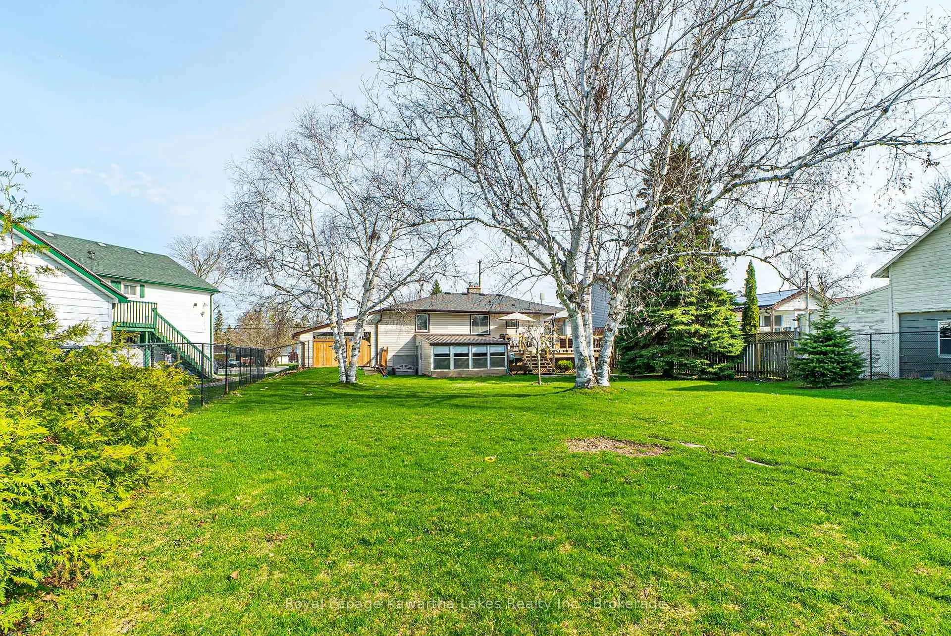 Photo 47 of 384 Major Street, Scugog, Port Perry — HOMEH