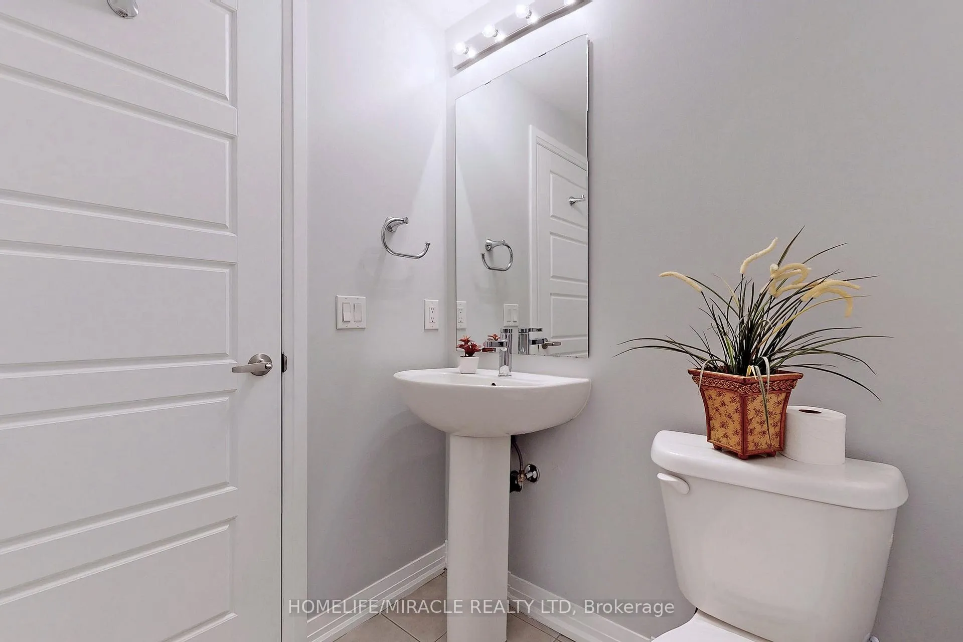 Photo 16 of Unit 107, 1200 Main Street E, Milton, Dempsey — HOMEH