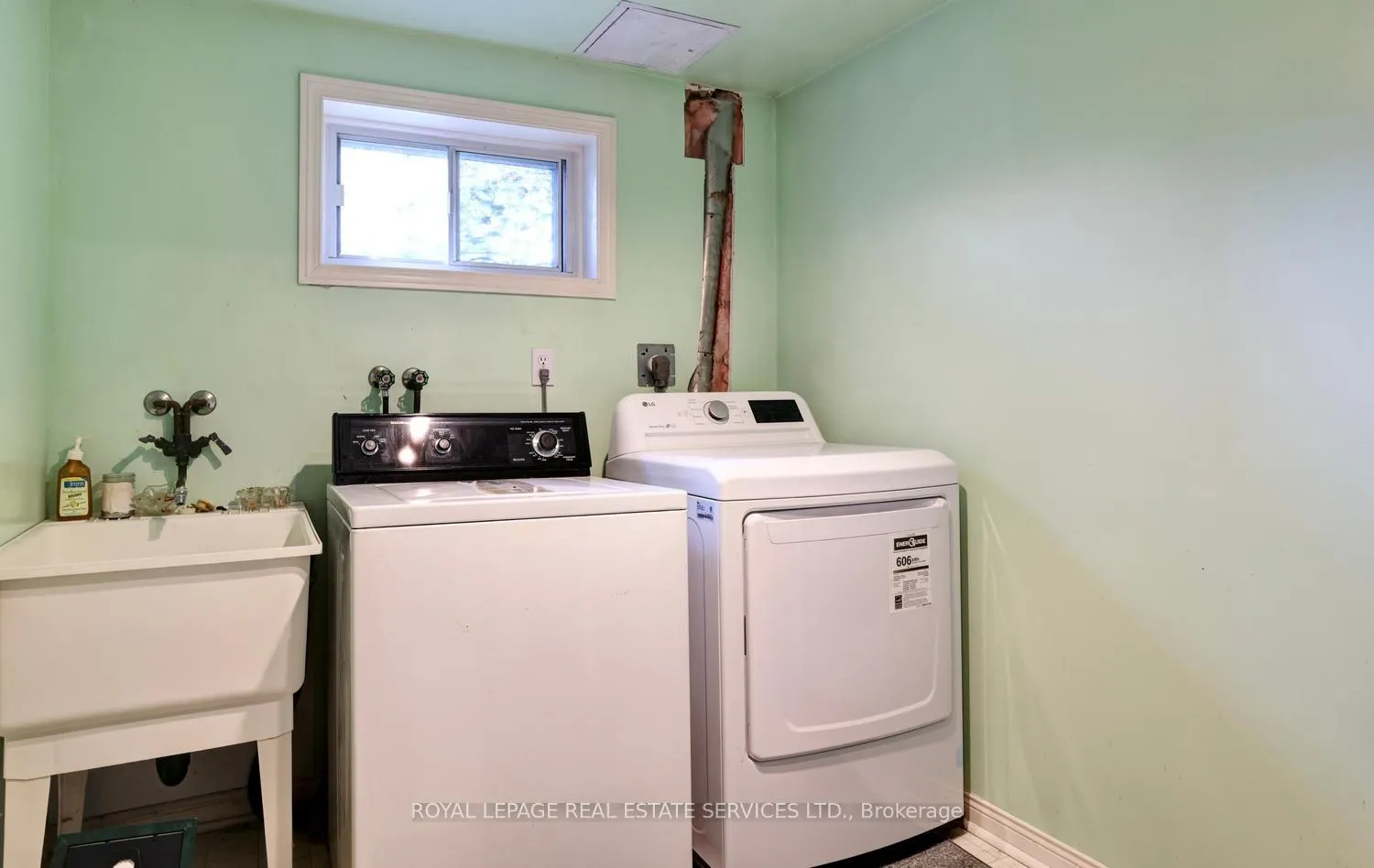 Photo 31 of 109 Chapman Road, Etobicoke, Humber Heights — HOMEH
