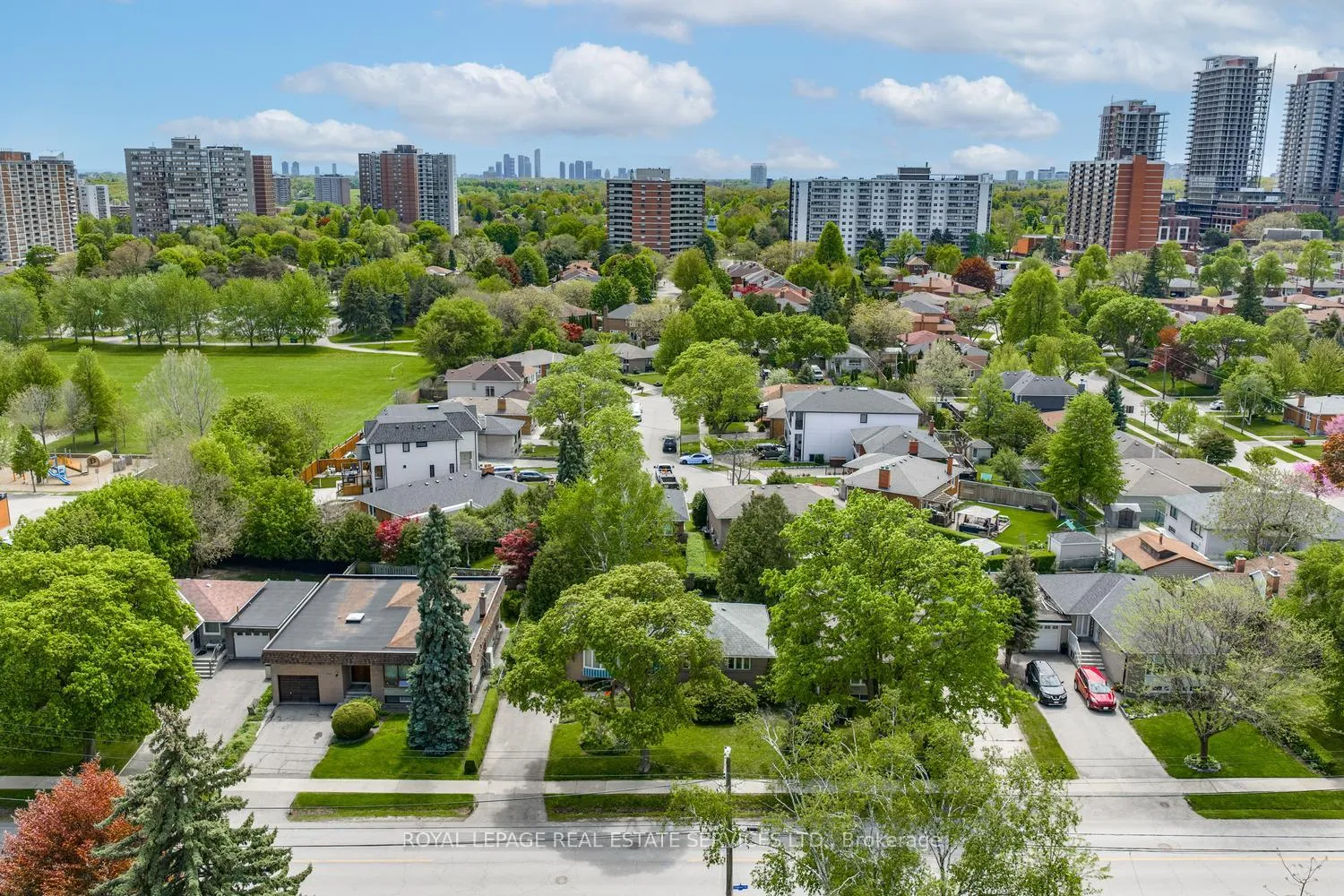 Photo 45 of 109 Chapman Road, Etobicoke, Humber Heights — HOMEH