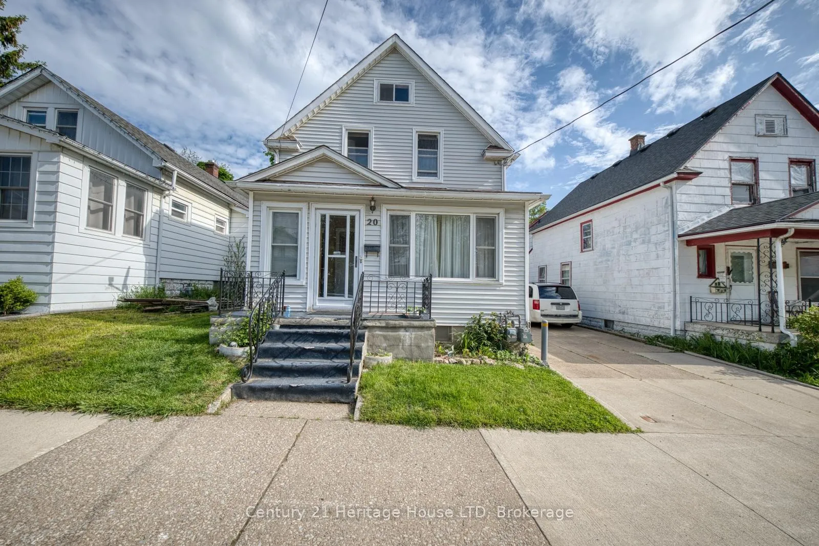 Photo of 20 Dufferin Street