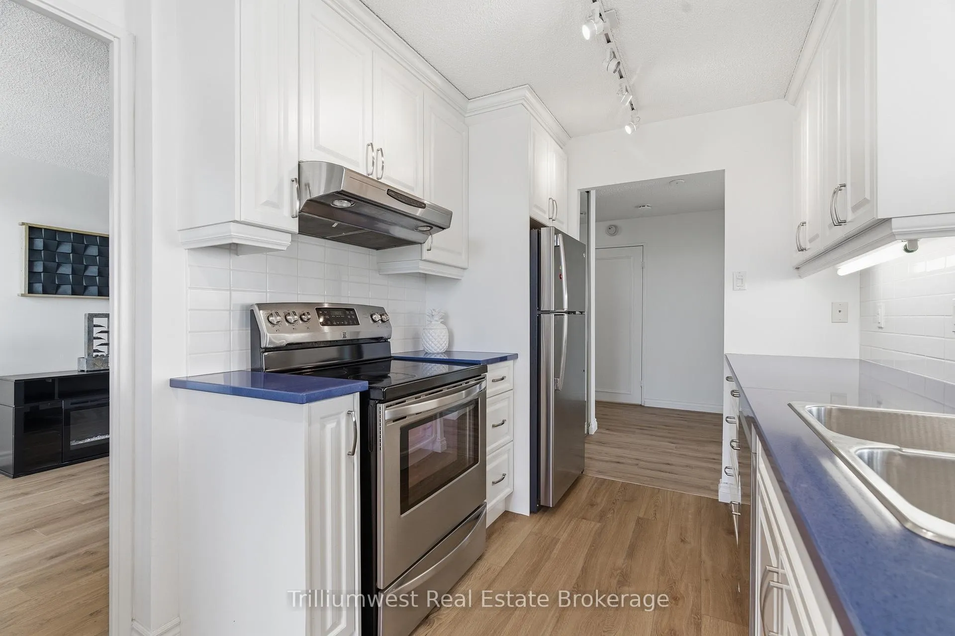 Photo 7 of Unit 503, 23 Woodlawn Road E, Guelph, Riverside Park — HOMEH