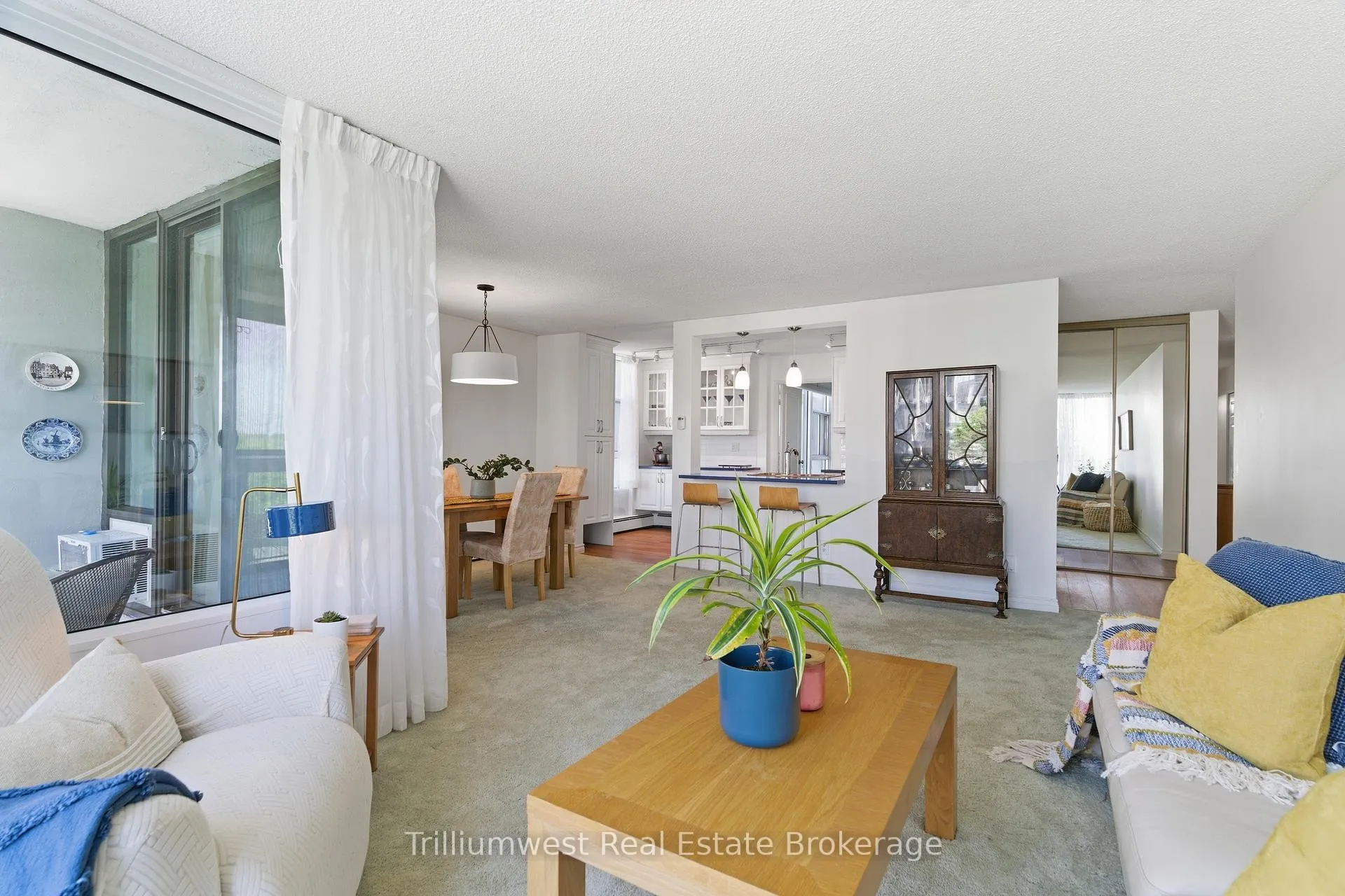 Photo 12 of Unit 503, 23 Woodlawn Road E, Guelph, Riverside Park — HOMEH