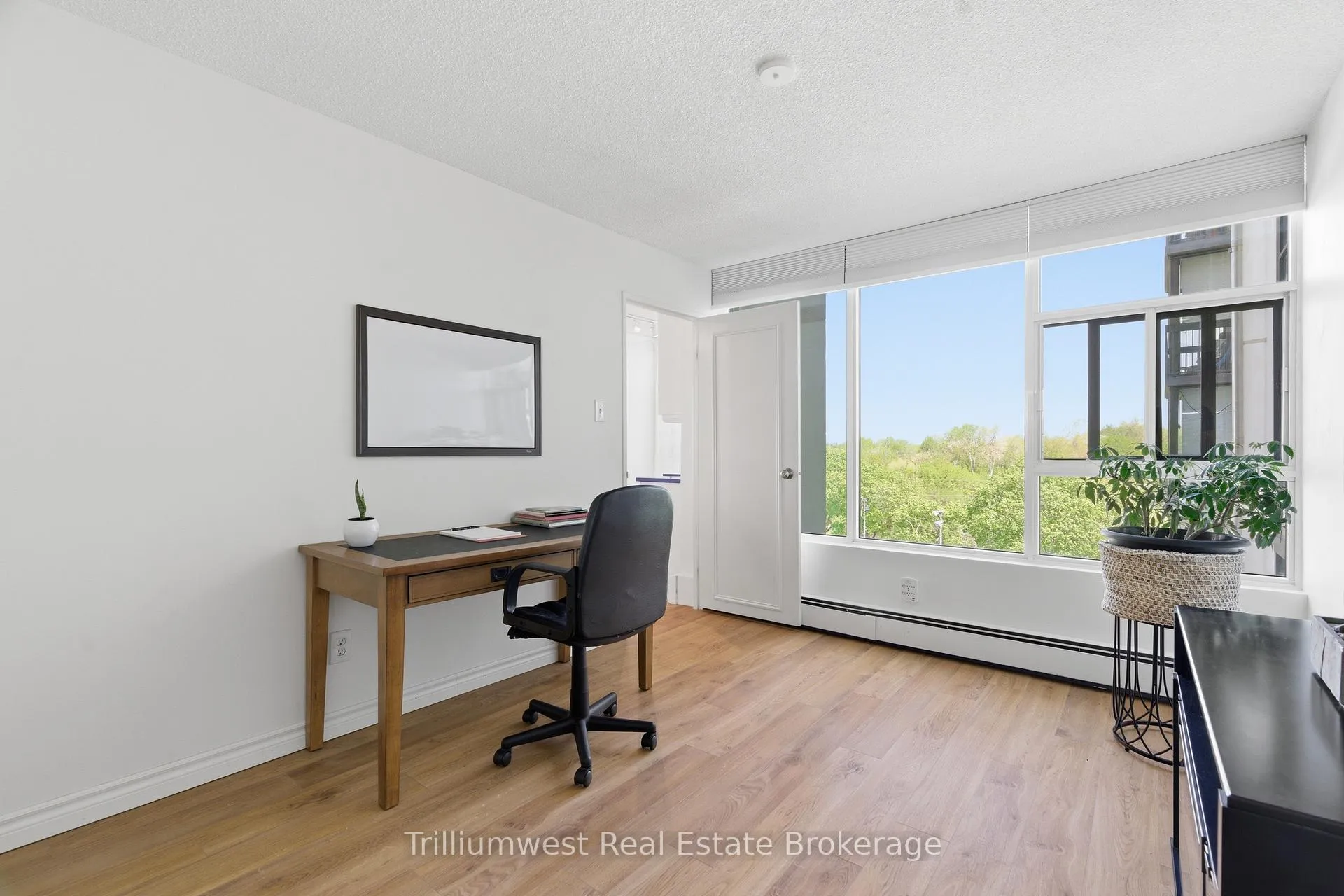 Photo 20 of Unit 503, 23 Woodlawn Road E, Guelph, Riverside Park — HOMEH