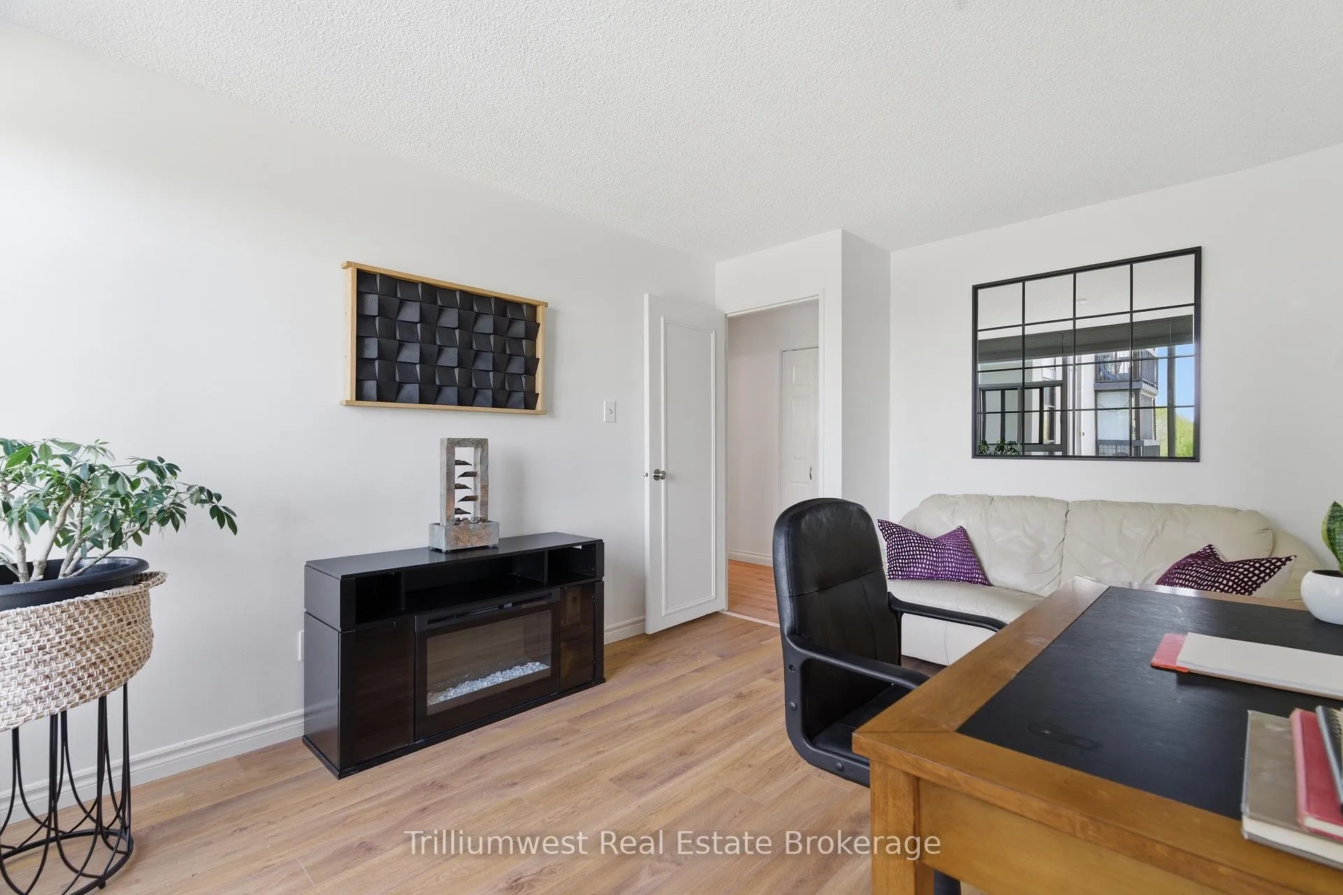 Photo 21 of Unit 503, 23 Woodlawn Road E, Guelph, Riverside Park — HOMEH