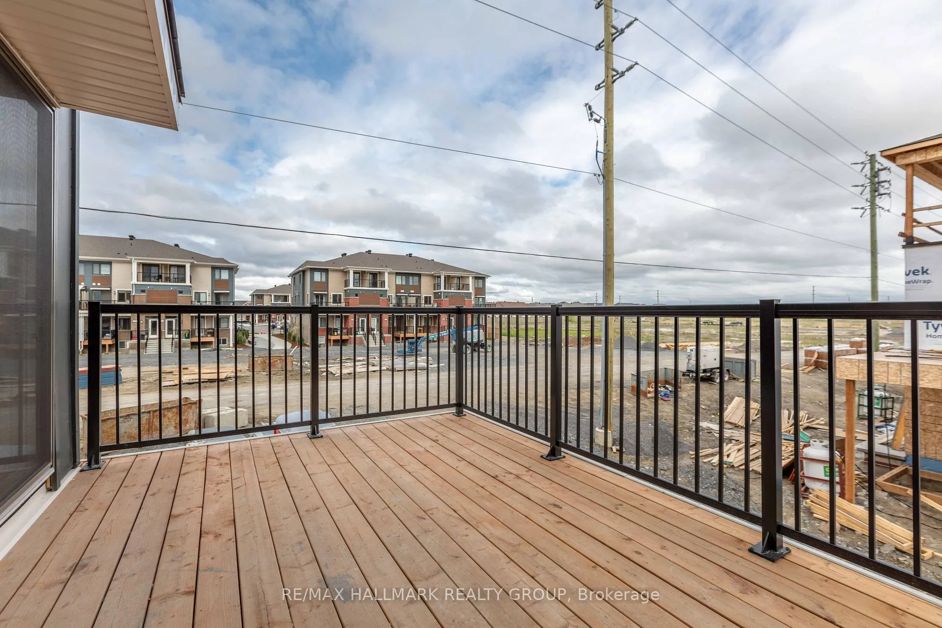 Photo 12 of 287 Zenith Private, Ottawa, Barrhaven - Half Moon Bay — HOMEH