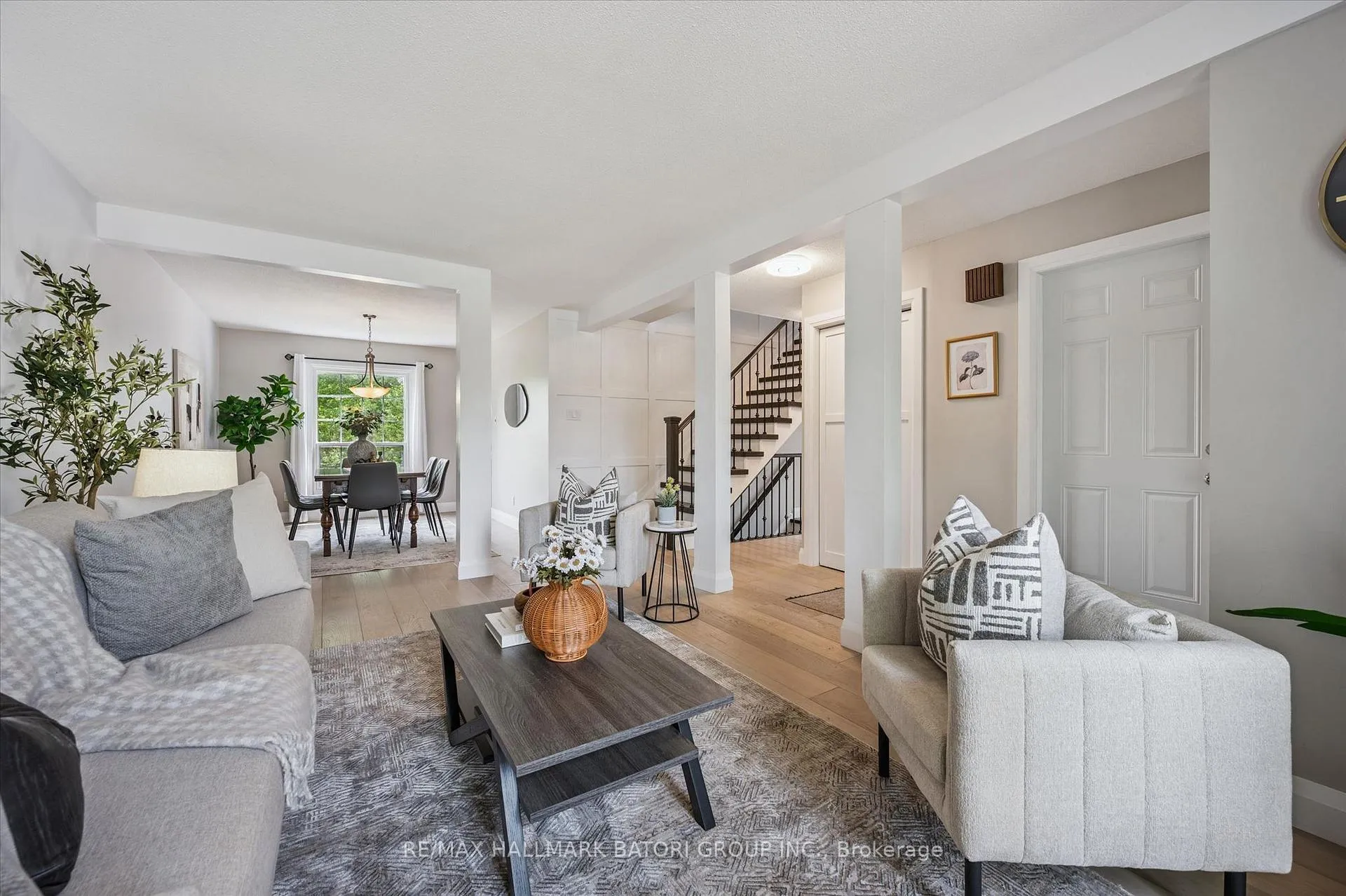 Photo 6 of 38 Deerwood Crescent, Kitchener — HOMEH