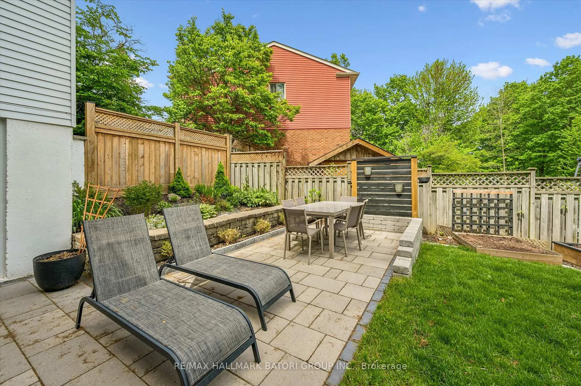 Photo 28 of 38 Deerwood Crescent, Kitchener — HOMEH
