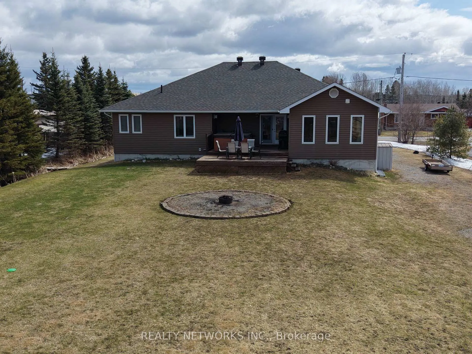 Photo 10 of 75 Emerald Street, Timmins, MTJ - 101 West — HOMEH