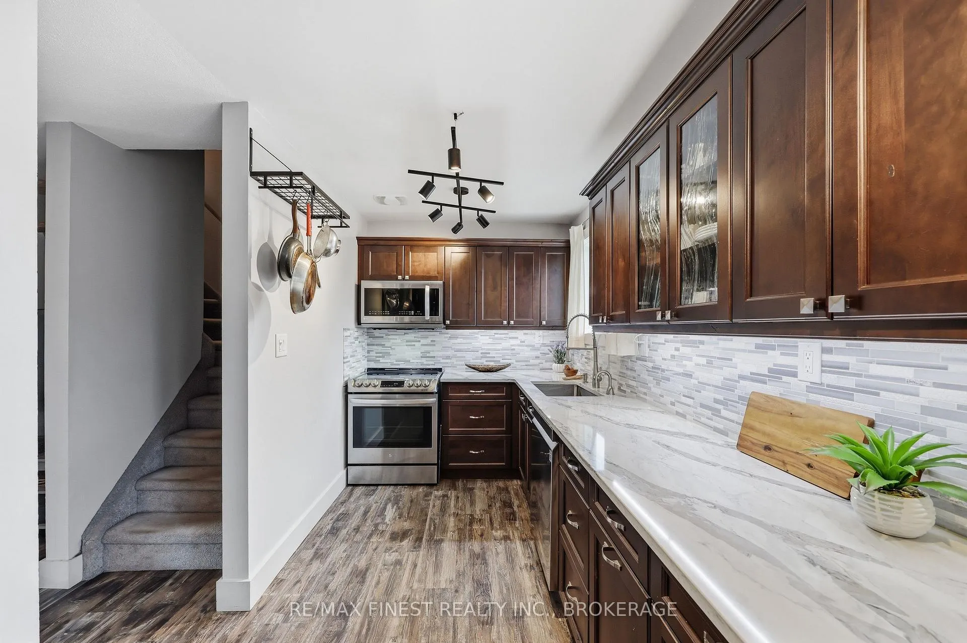 Photo 16 of Unit 33, 1035 Craig Lane, Kingston, South of Taylor-Kidd Blvd — HOMEH