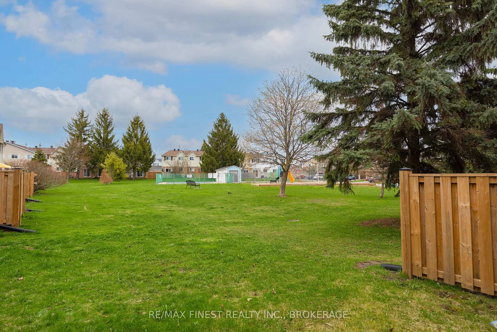 Photo 31 of Unit 33, 1035 Craig Lane, Kingston, South of Taylor-Kidd Blvd — HOMEH