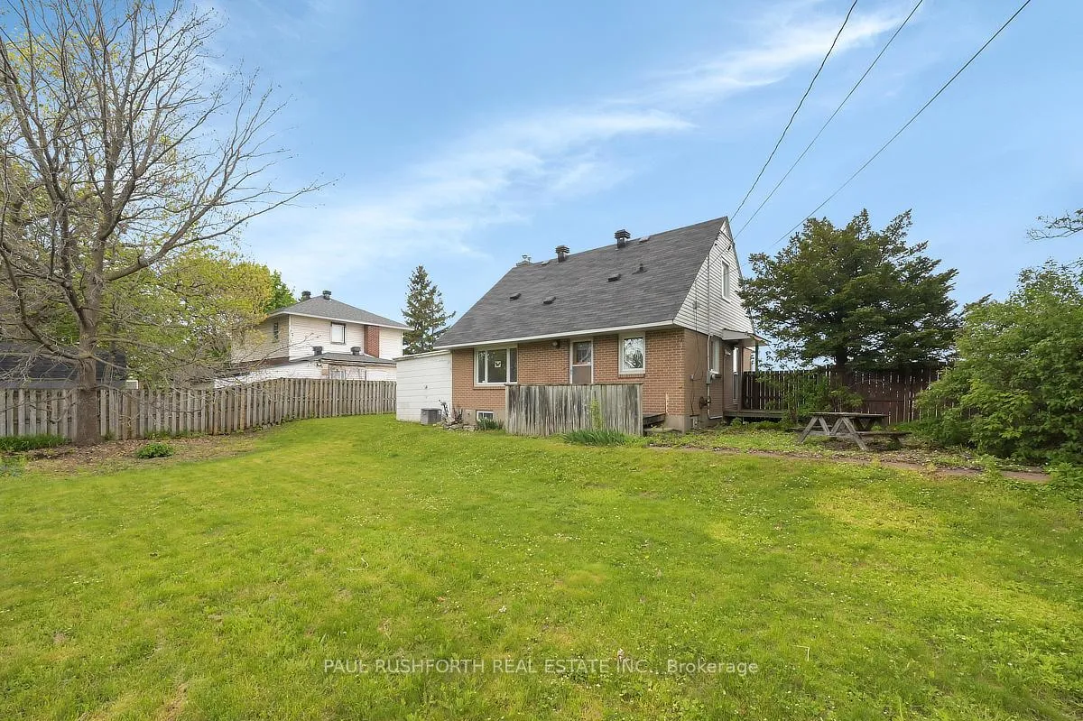 Photo 26 of 156 Baseline Road, Ottawa, Courtland Park — HOMEH