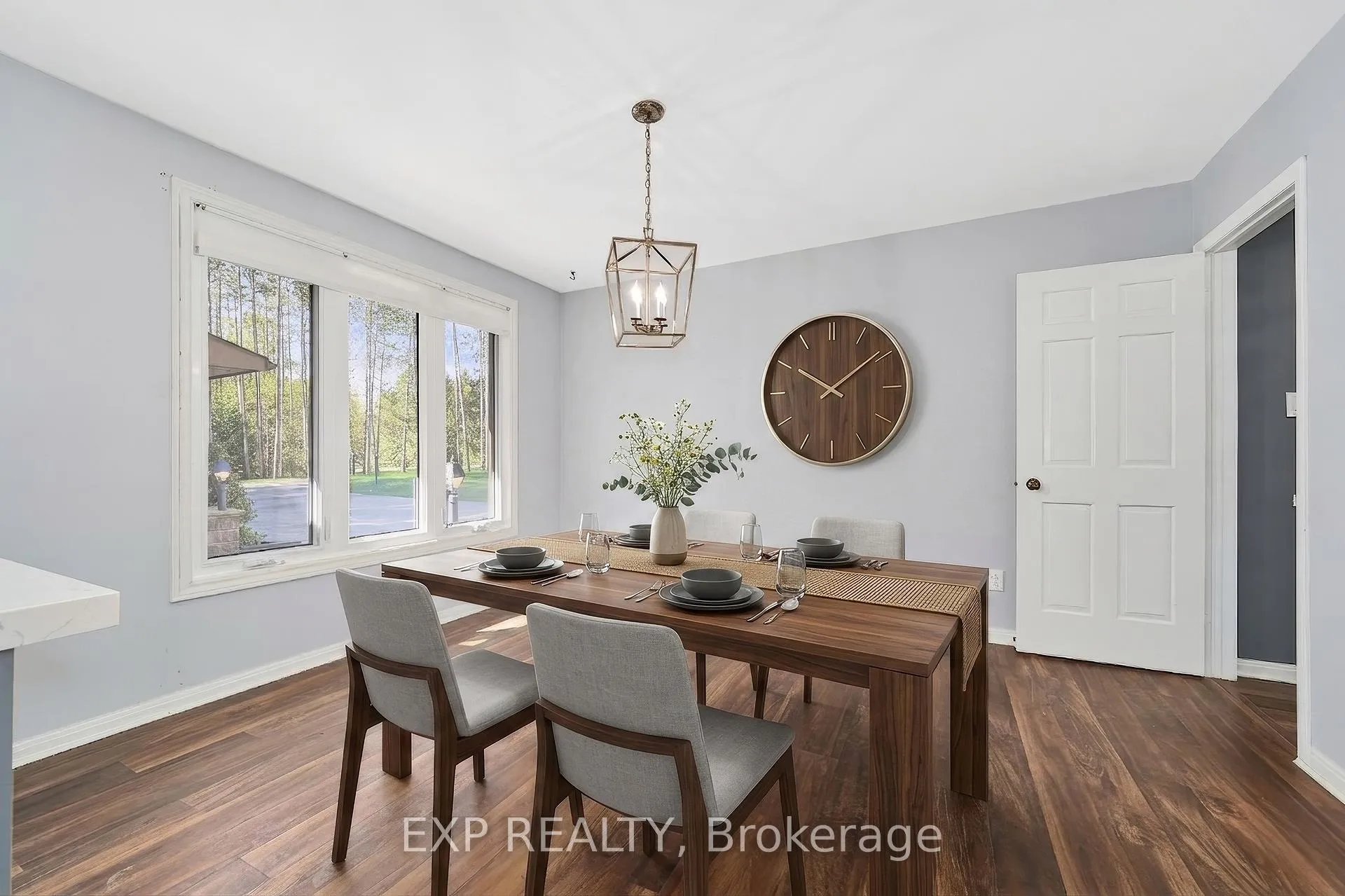 Photo 17 of 7985 Cedarbrook Trail, Whitby, Brooklin — HOMEH