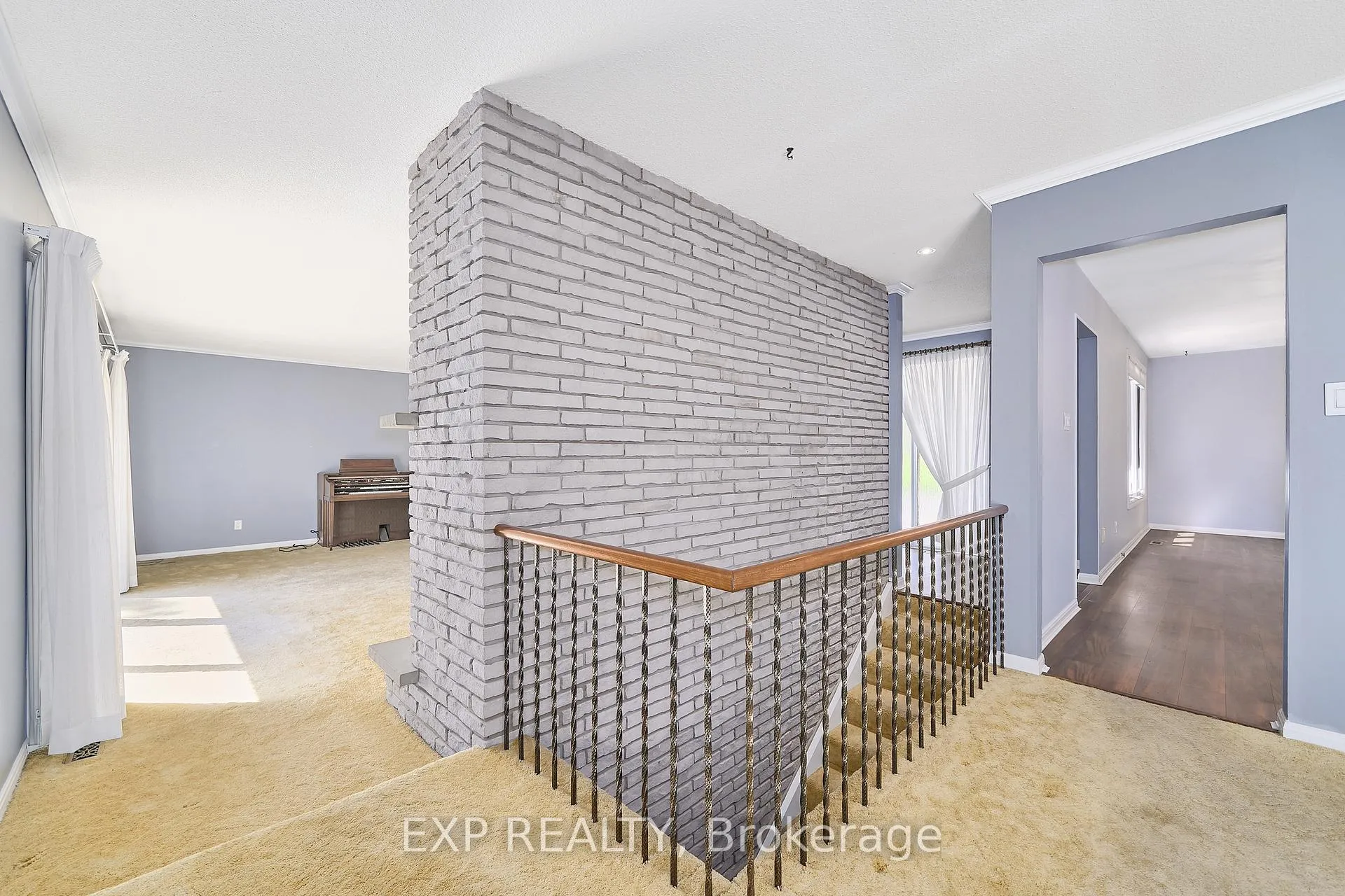 Photo 25 of 7985 Cedarbrook Trail, Whitby, Brooklin — HOMEH