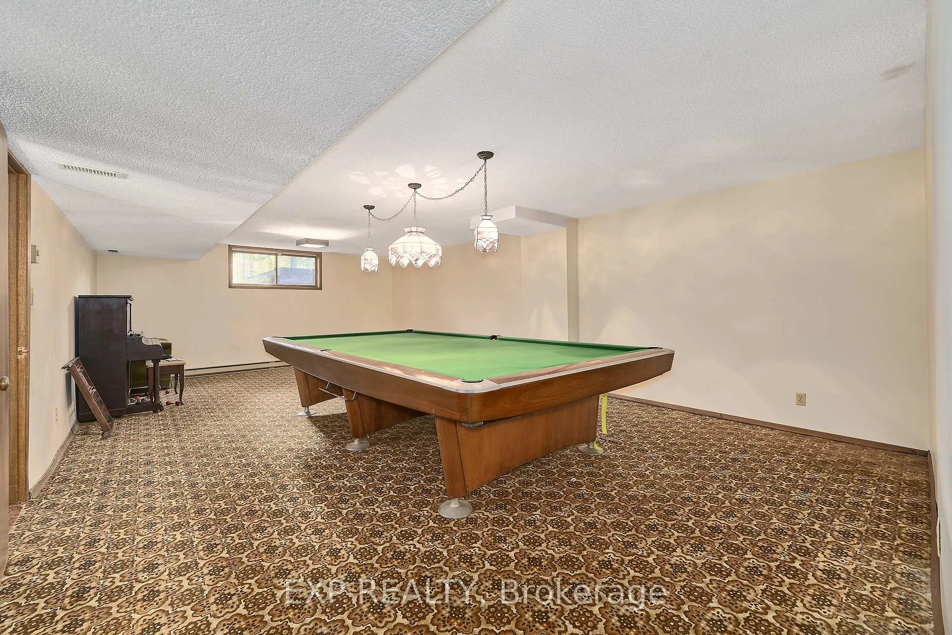 Photo 37 of 7985 Cedarbrook Trail, Whitby, Brooklin — HOMEH