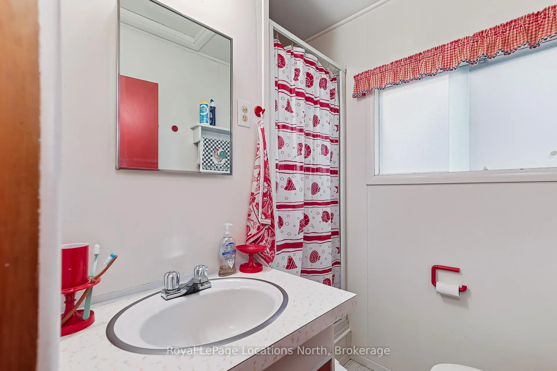 Photo 13 of 151 Cameron Street, Blue Mountains — HOMEH