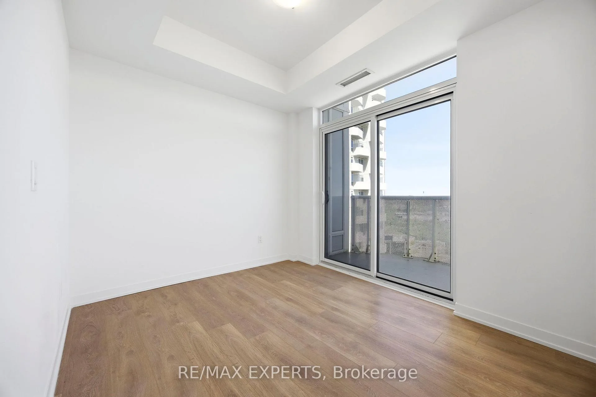 Photo 17 of Unit 2004, 474 Caldari Road, Vaughan, Concord — HOMEH
