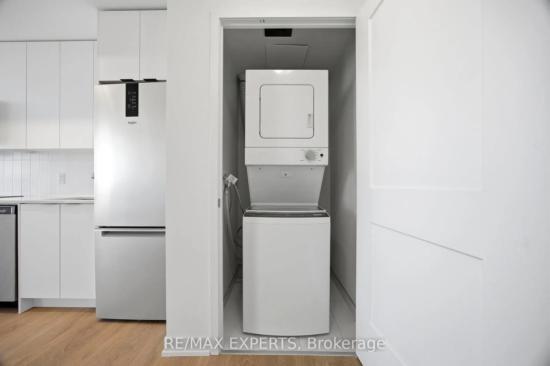 Photo 23 of Unit 2004, 474 Caldari Road, Vaughan, Concord — HOMEH