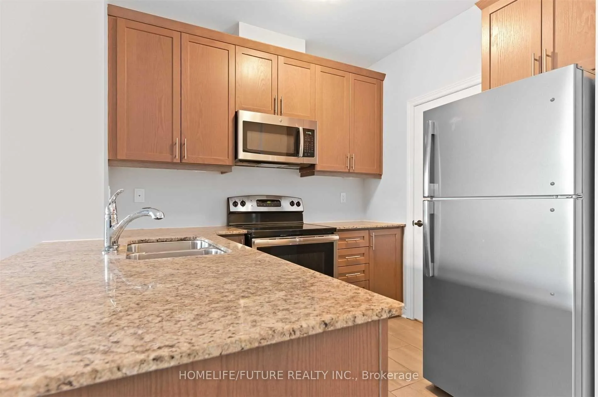 Photo 5 of Unit 101, 7768 Kennedy Road, Markham, Milliken Mills West — HOMEH