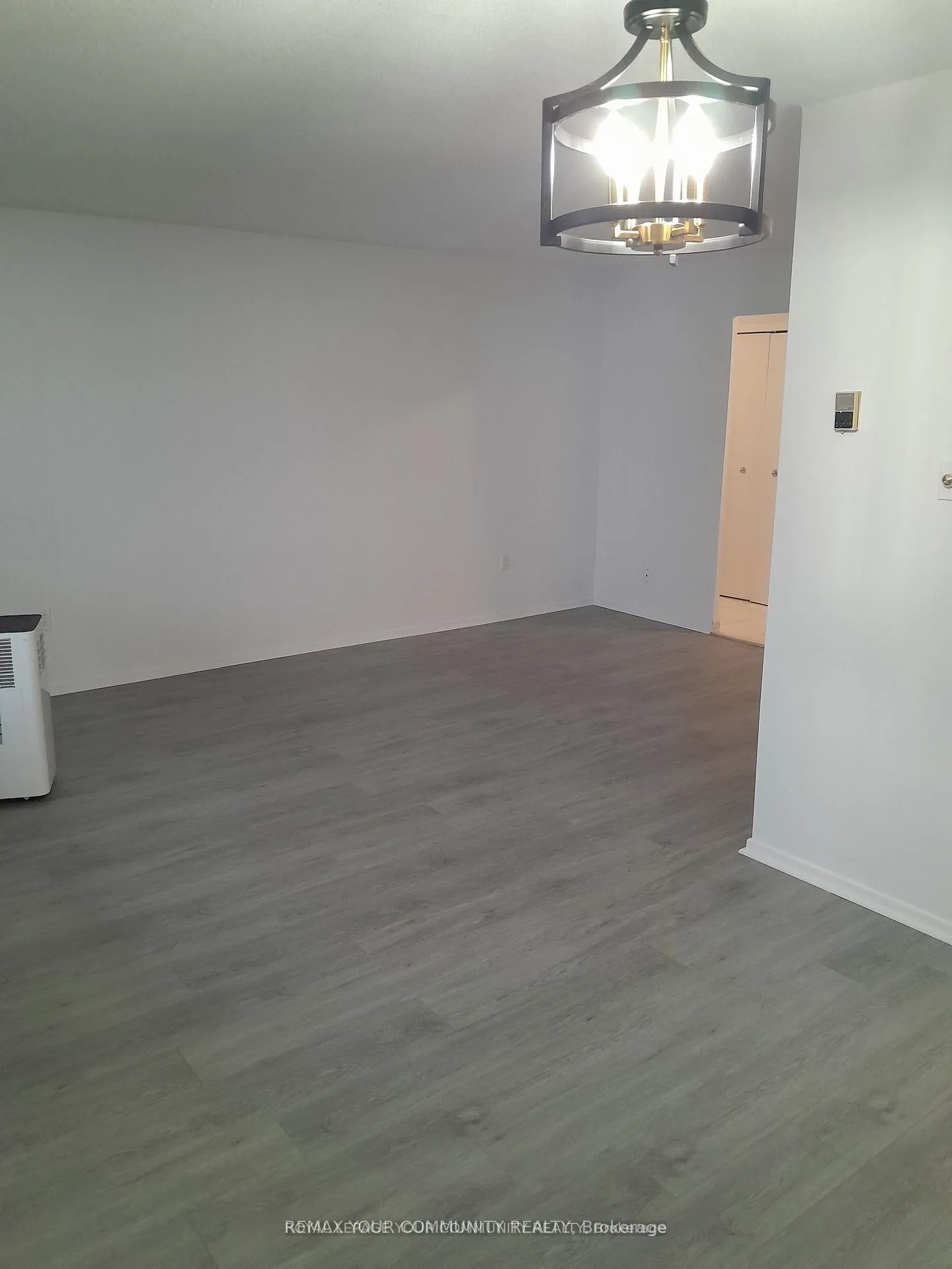 Photo 13 of Unit 404, 5 Frith Road, North York, Glenfield-Jane Heights — HOMEH