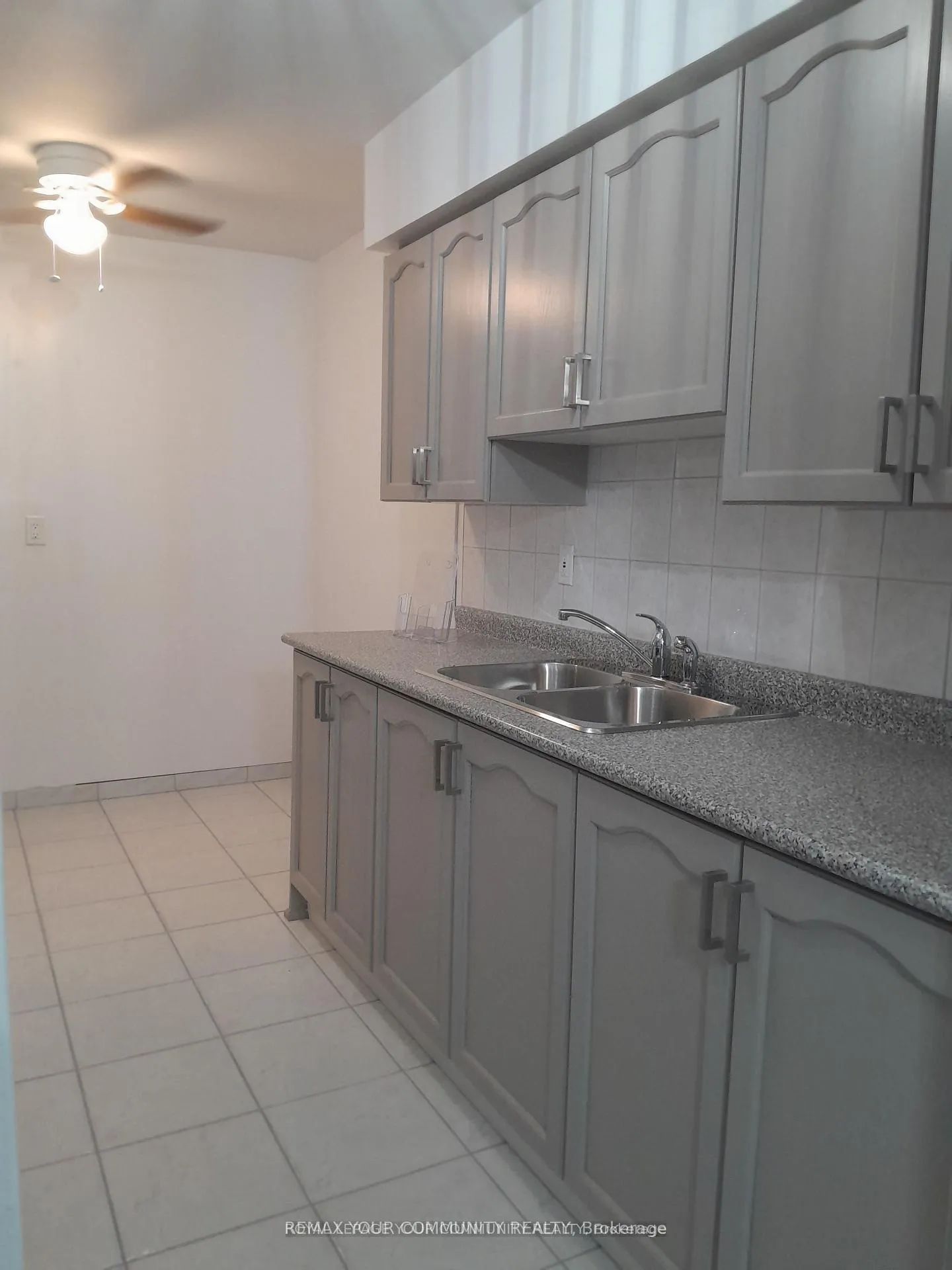 Photo 15 of Unit 404, 5 Frith Road, North York, Glenfield-Jane Heights — HOMEH