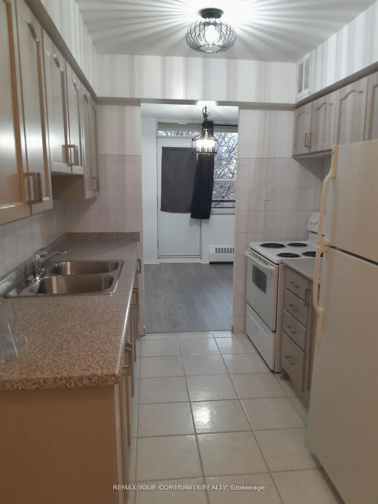Photo 17 of Unit 404, 5 Frith Road, North York, Glenfield-Jane Heights — HOMEH