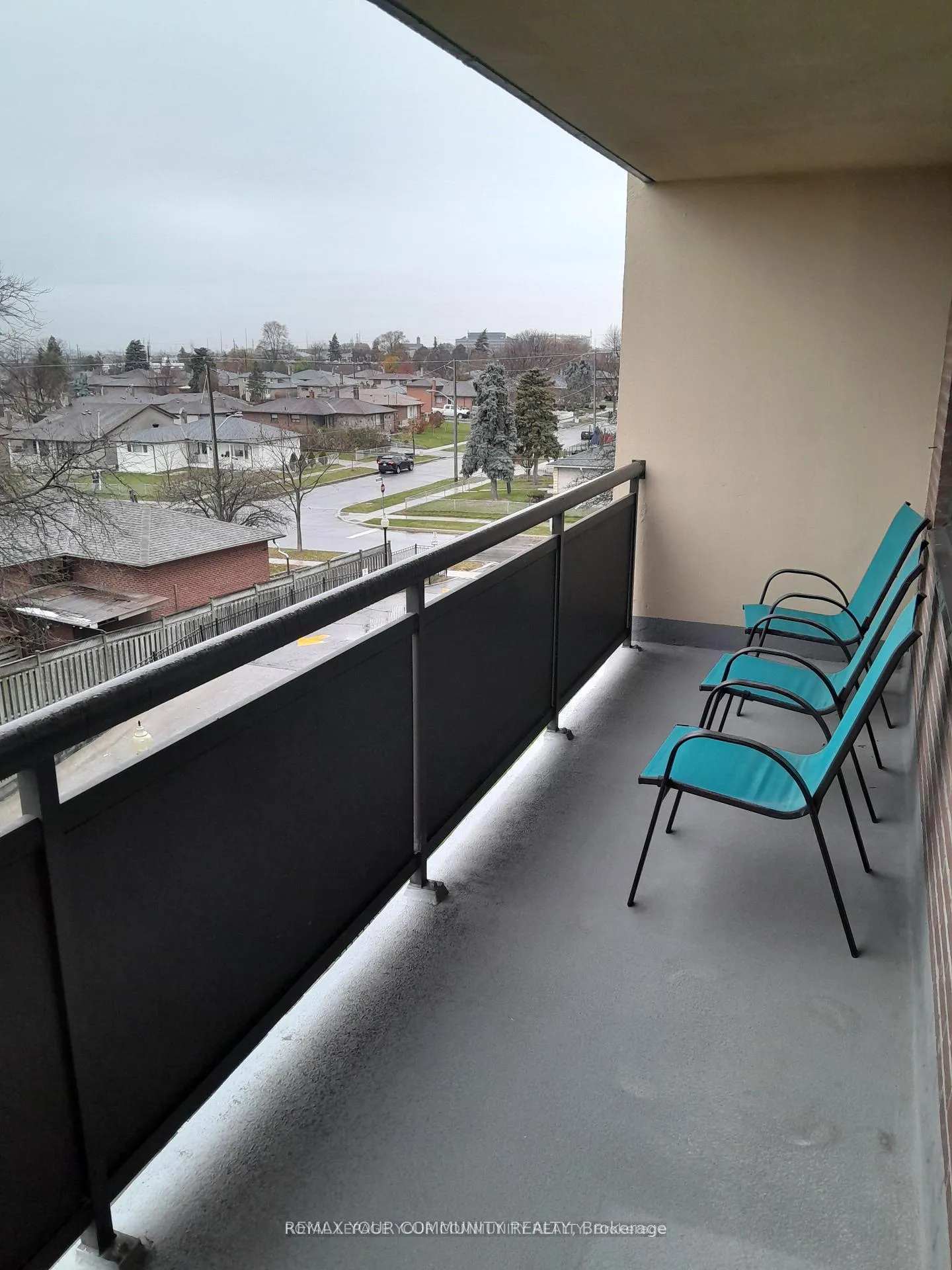 Photo 20 of Unit 404, 5 Frith Road, North York, Glenfield-Jane Heights — HOMEH