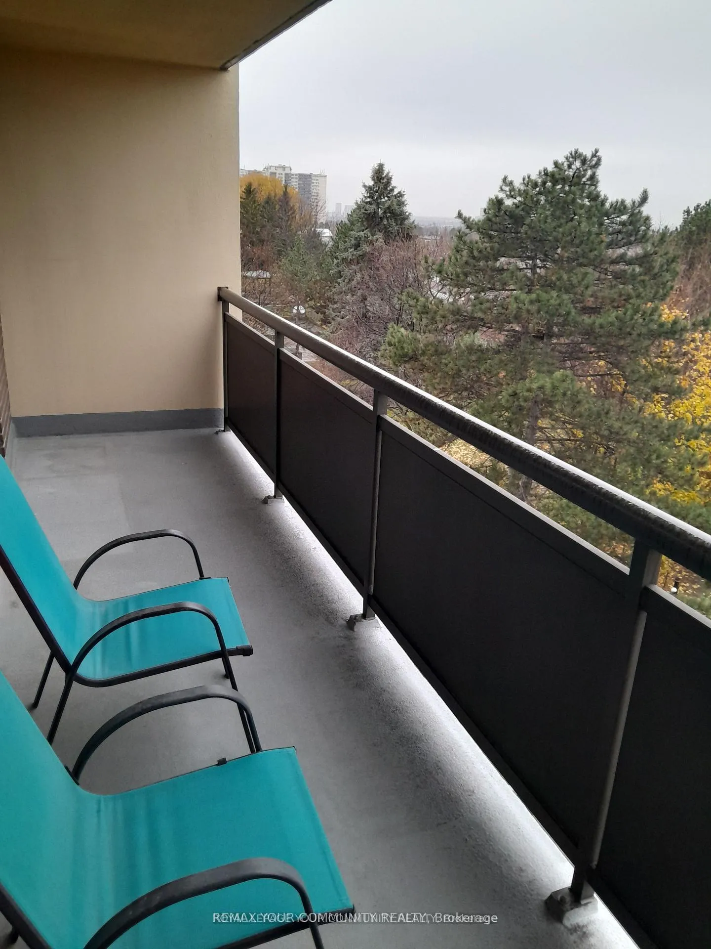 Photo 21 of Unit 404, 5 Frith Road, North York, Glenfield-Jane Heights — HOMEH