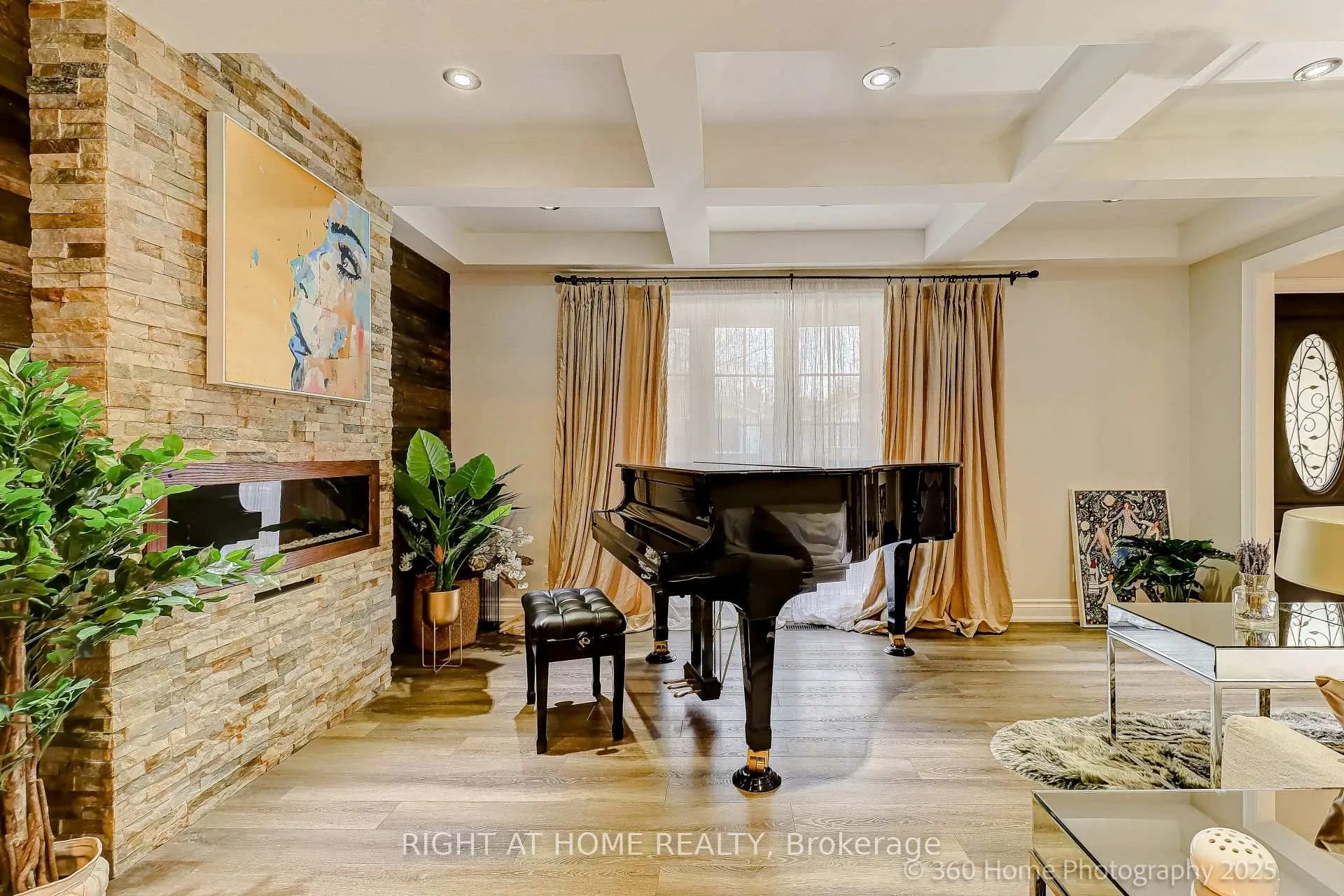 Photo 15 of 38 Culham Street, Oakville, College Park — HOMEH