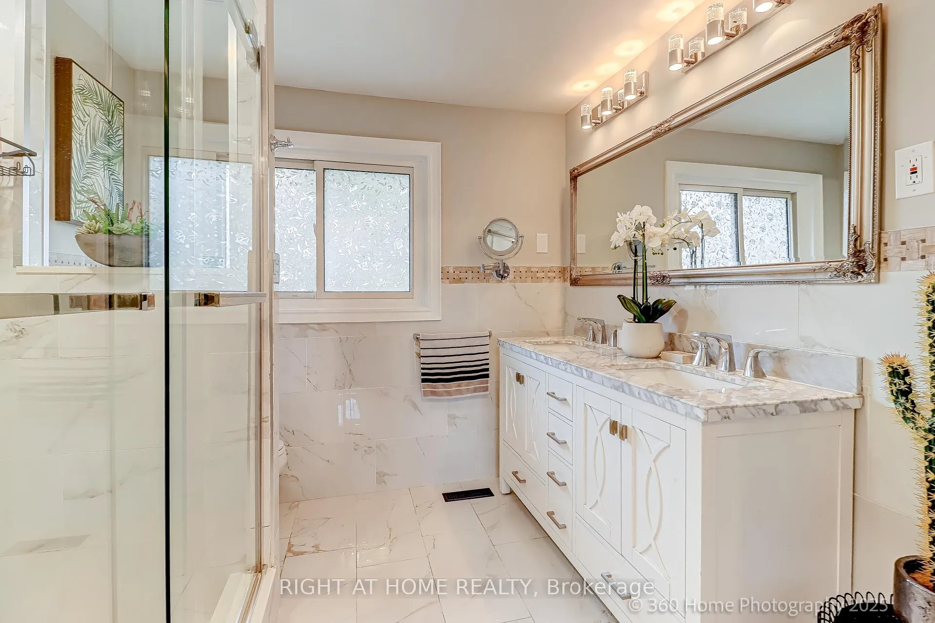 Photo 23 of 38 Culham Street, Oakville, College Park — HOMEH
