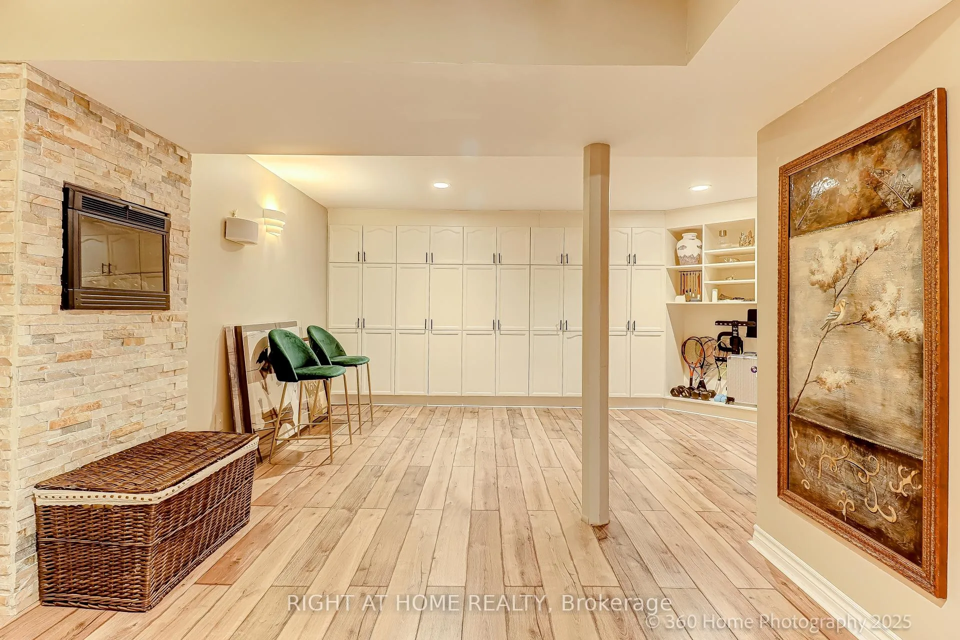 Photo 28 of 38 Culham Street, Oakville, College Park — HOMEH