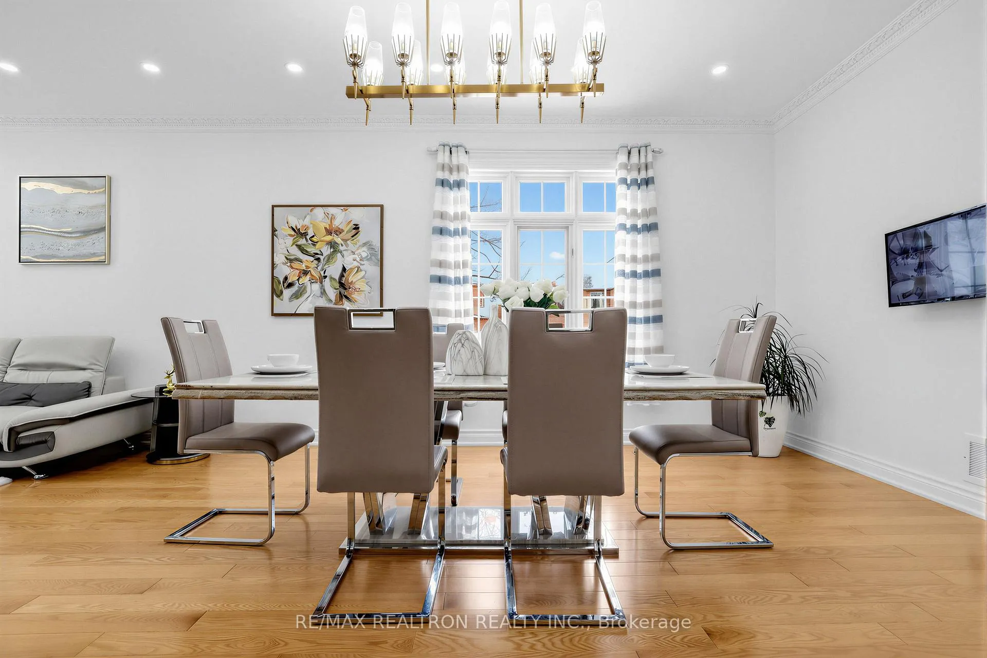 Photo 8 of 71 Plum Tree Circle, Markham, Cachet — HOMEH