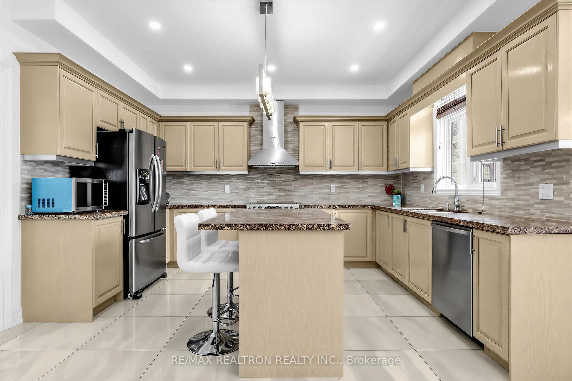Photo 20 of 71 Plum Tree Circle, Markham, Cachet — HOMEH