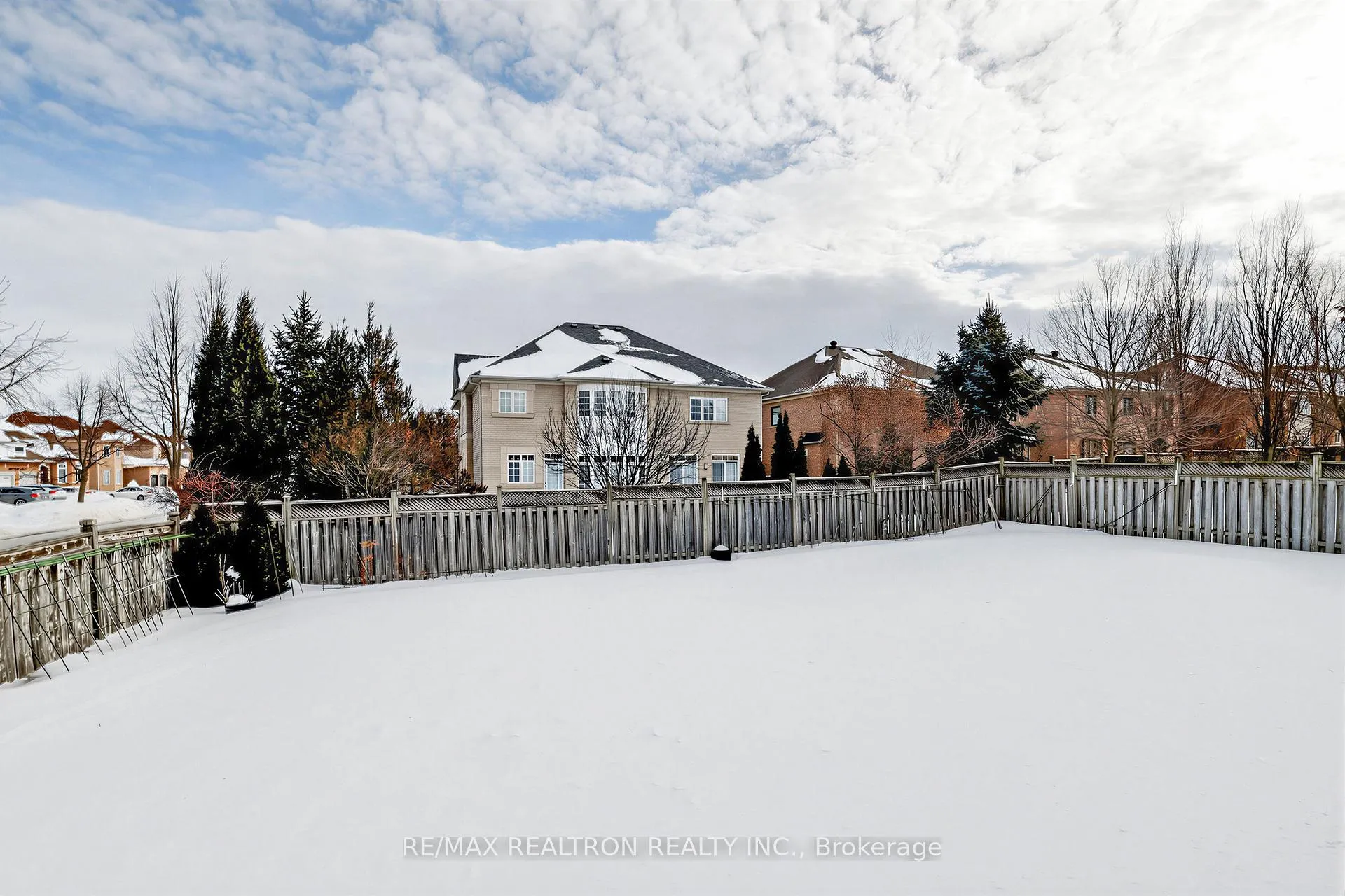 Photo 42 of 71 Plum Tree Circle, Markham, Cachet — HOMEH