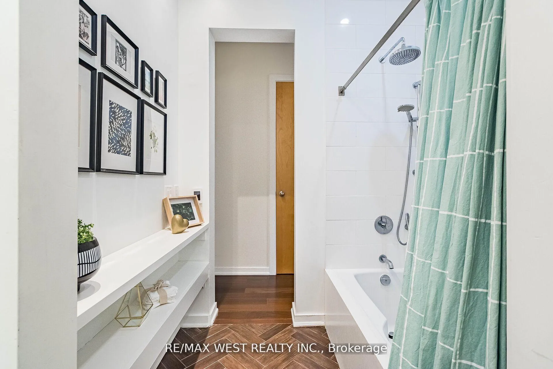 Photo 30 of Unit 821, 155 Dalhousie Street, Toronto, Church-Yonge Corridor — HOMEH
