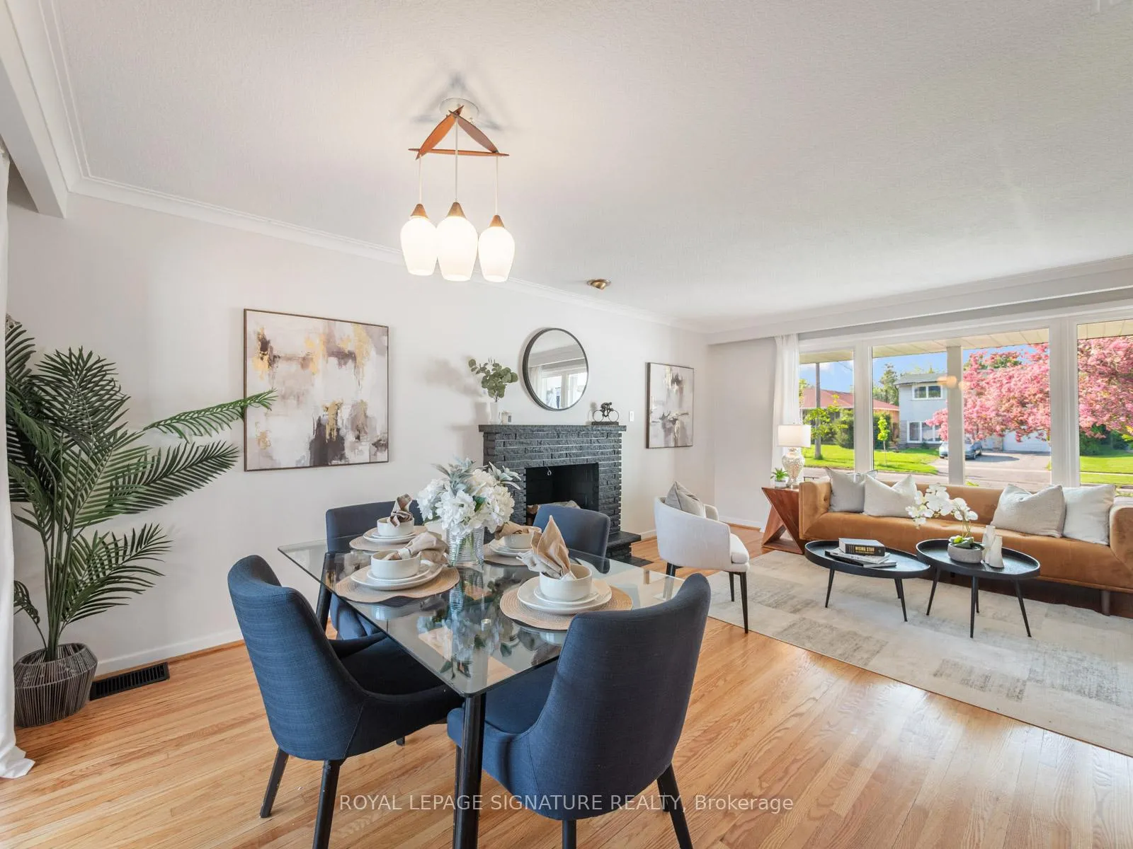 Photo 11 of 31 Birchard Street, Scarborough, Tam O'Shanter-Sullivan — HOMEH